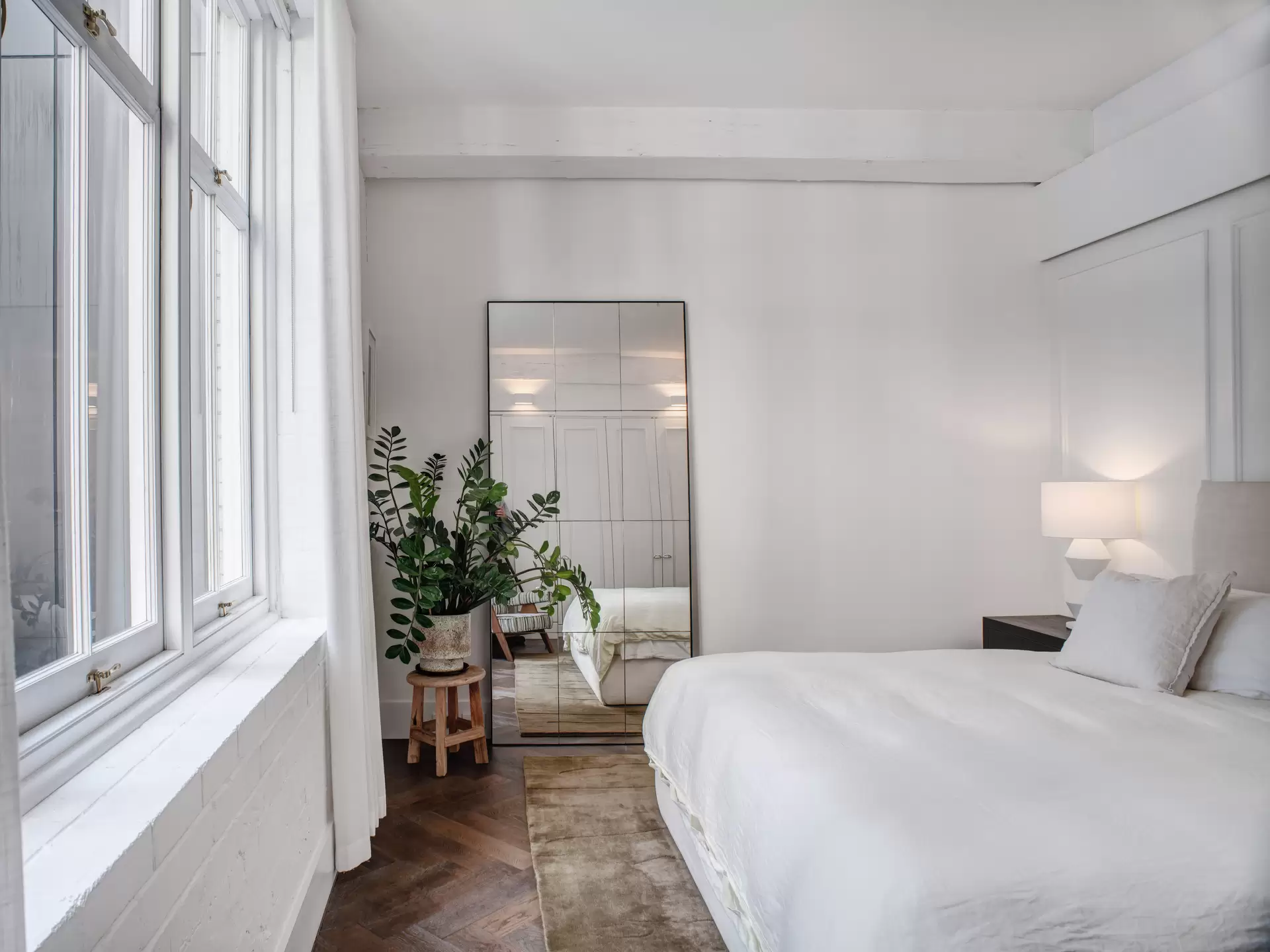 210/117-119 Kippax Street, Surry Hills Auction by Sydney Sotheby's International Realty - image 1