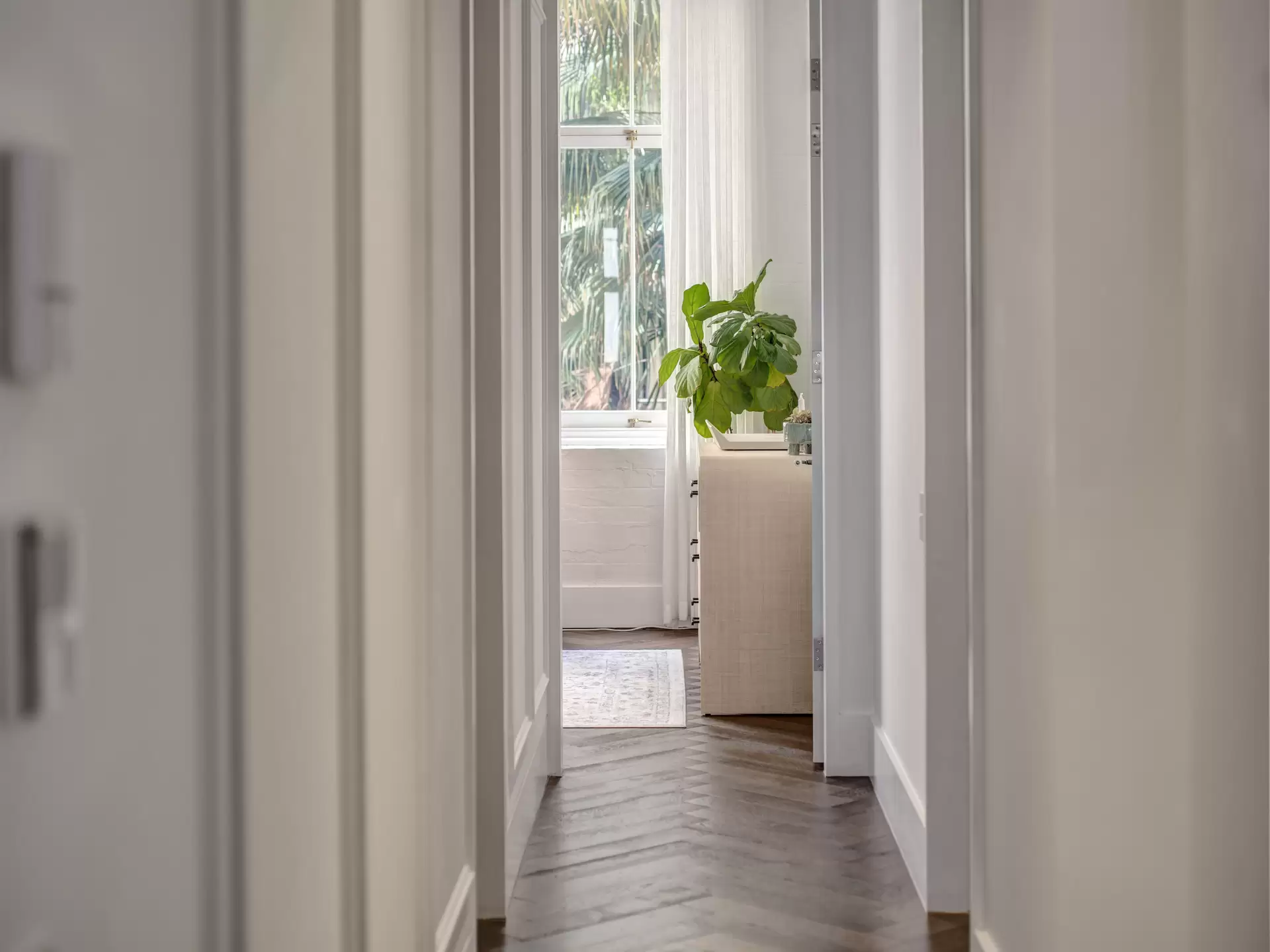 210/117-119 Kippax Street, Surry Hills Auction by Sydney Sotheby's International Realty - image 1