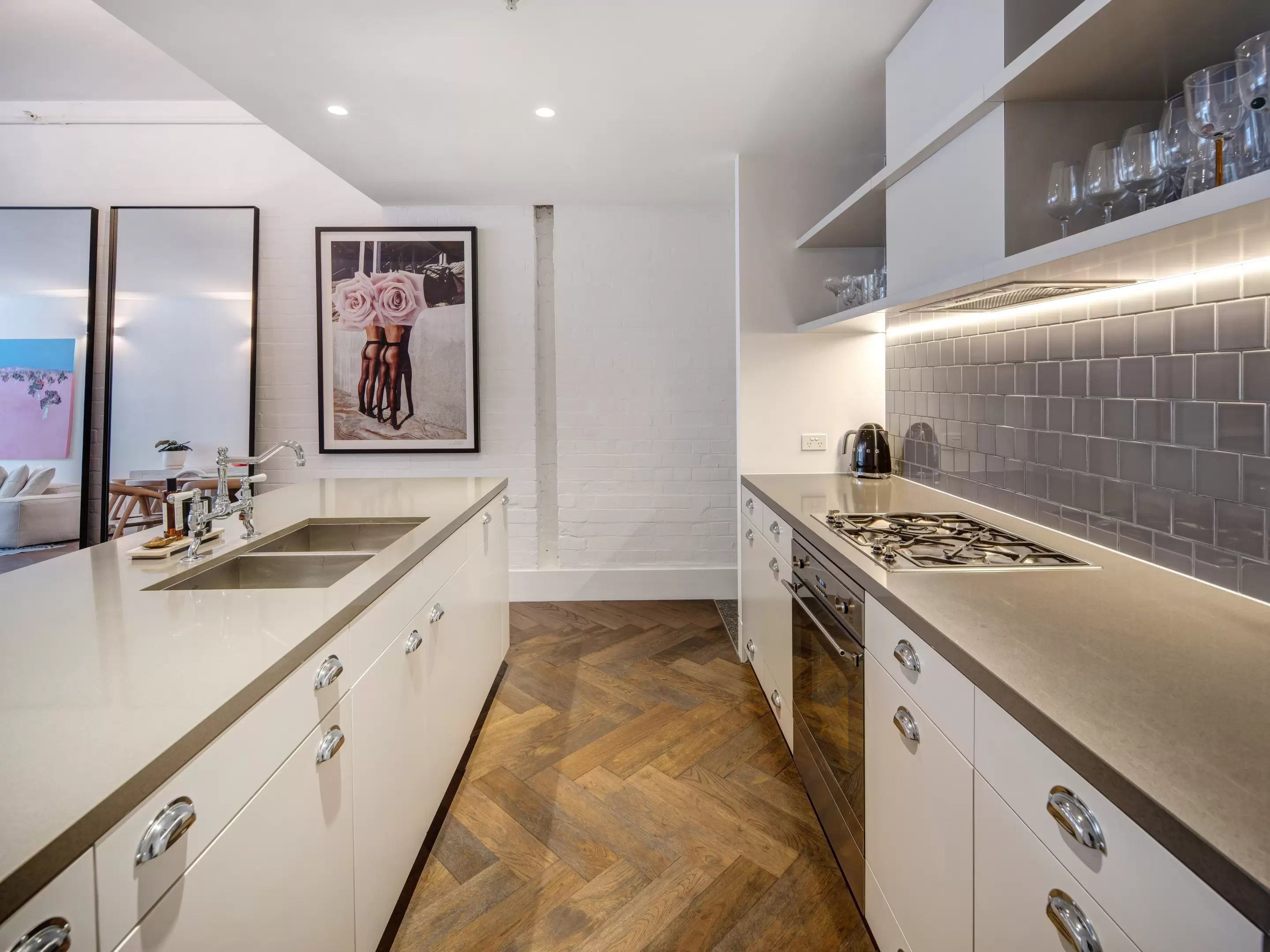 210/117-119 Kippax Street, Surry Hills Auction by Sydney Sotheby's International Realty - image 9