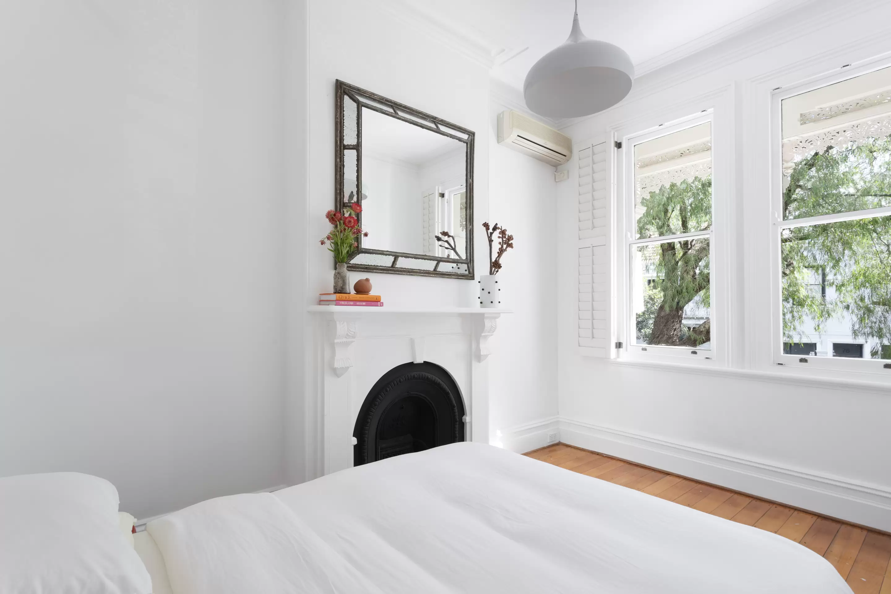 77 Glenmore Road, Paddington Auction by Sydney Sotheby's International Realty - image 6