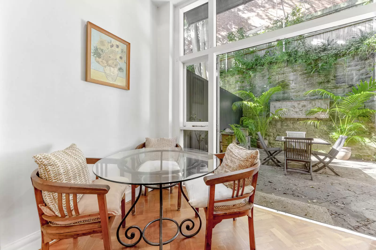 3/31 Darling Point Road, Darling Point Leased by Sydney Sotheby's International Realty - image 3