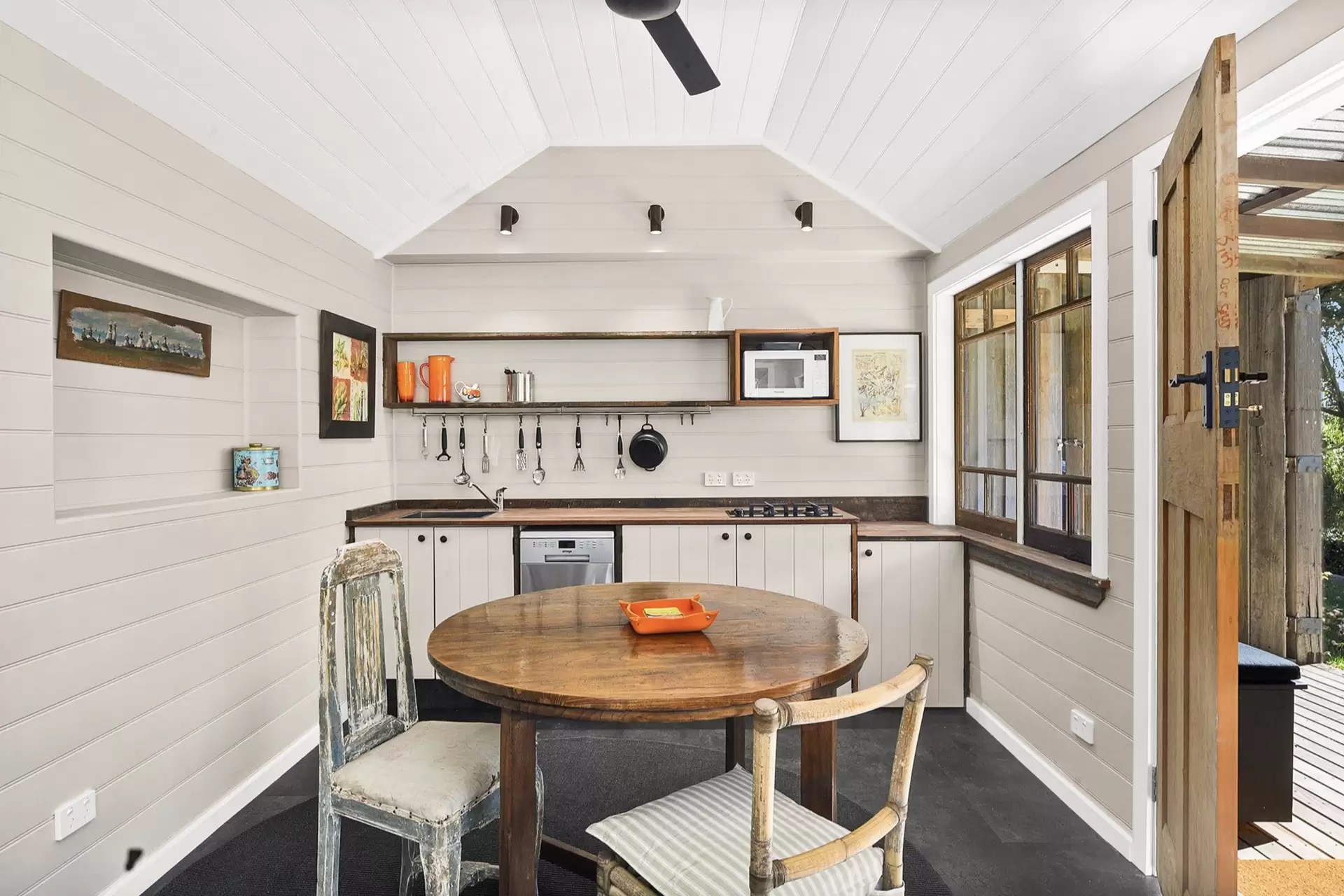 Kangaloon For Sale by Sydney Sotheby's International Realty - image 16