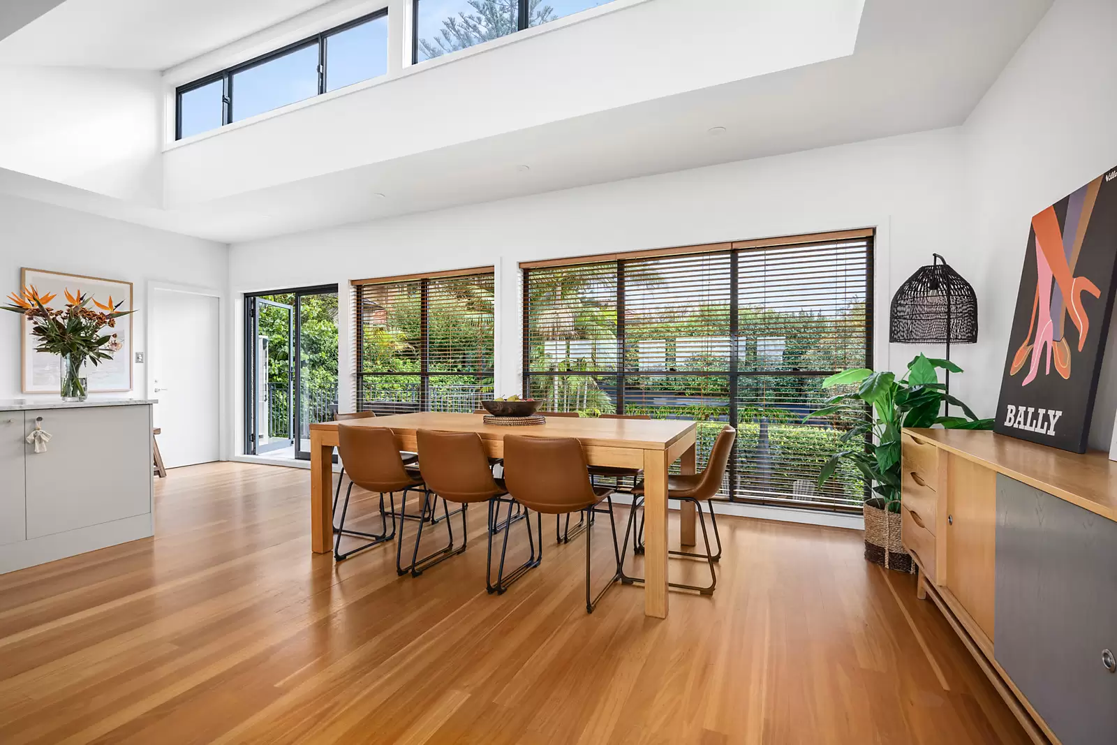 2 Moore Street, Coogee Auction by Sydney Sotheby's International Realty - image 8