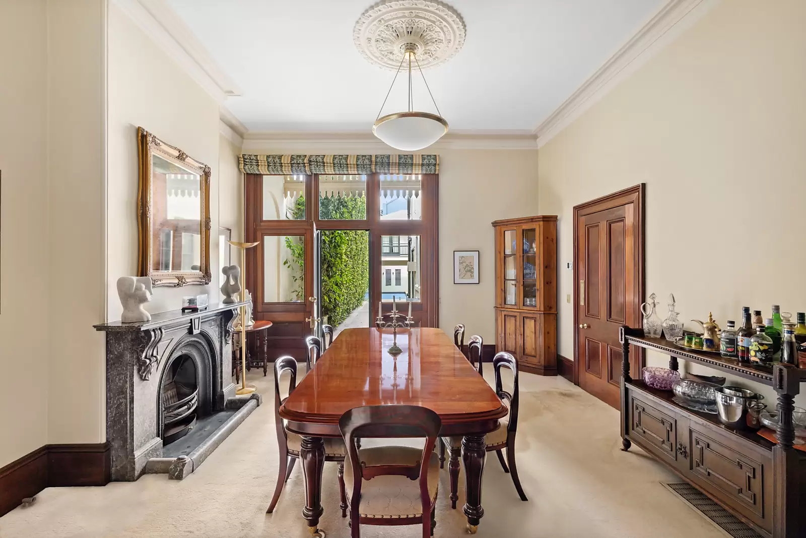 42 The Avenue, Randwick Auction by Sydney Sotheby's International Realty - image 3