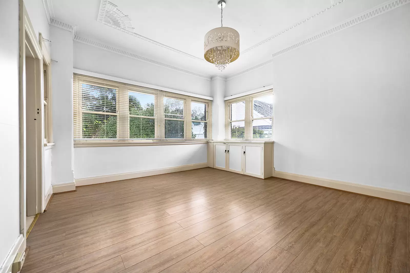 3 Wansey Road, Randwick Auction by Sydney Sotheby's International Realty - image 11