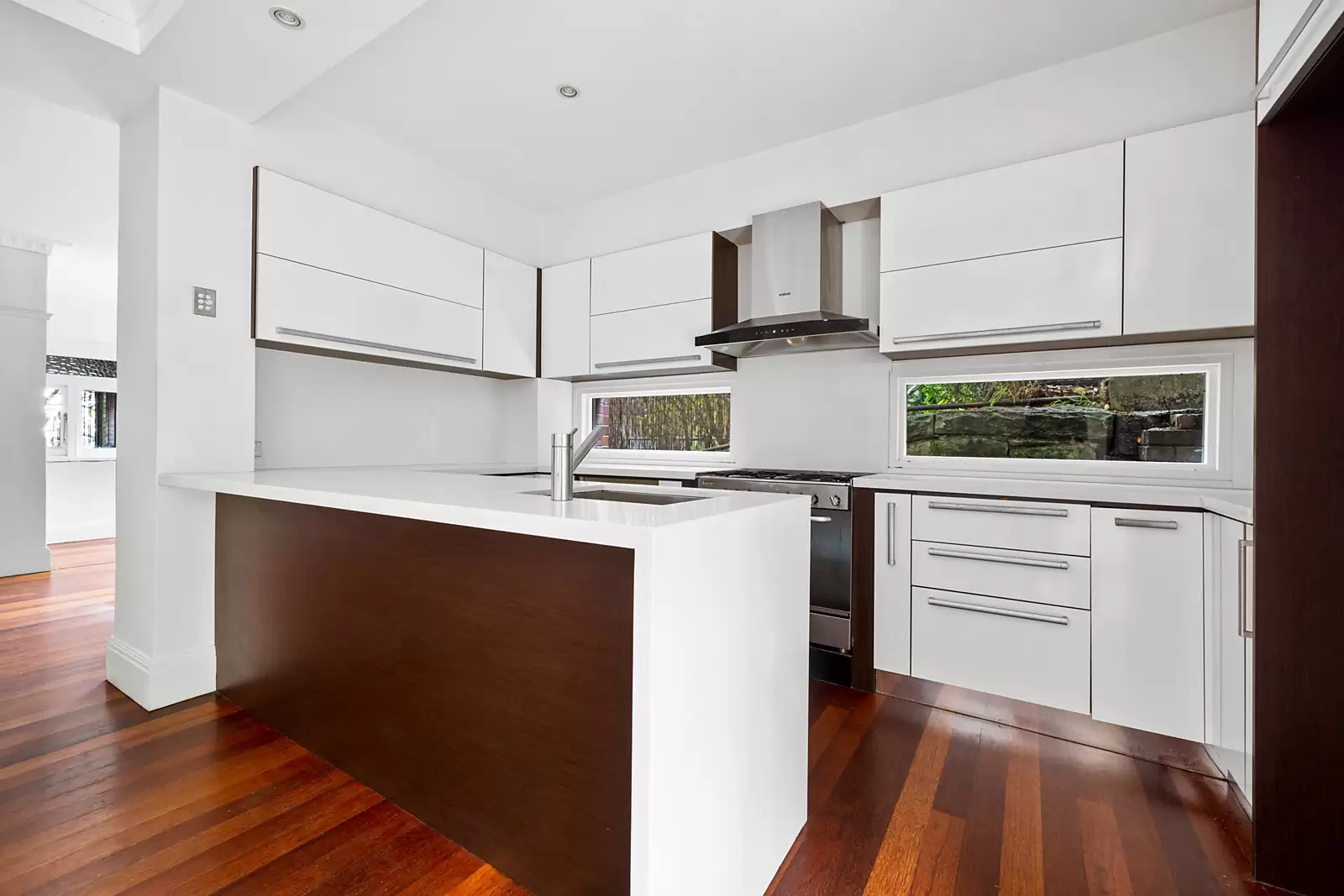 3 Wansey Road, Randwick Auction by Sydney Sotheby's International Realty - image 6