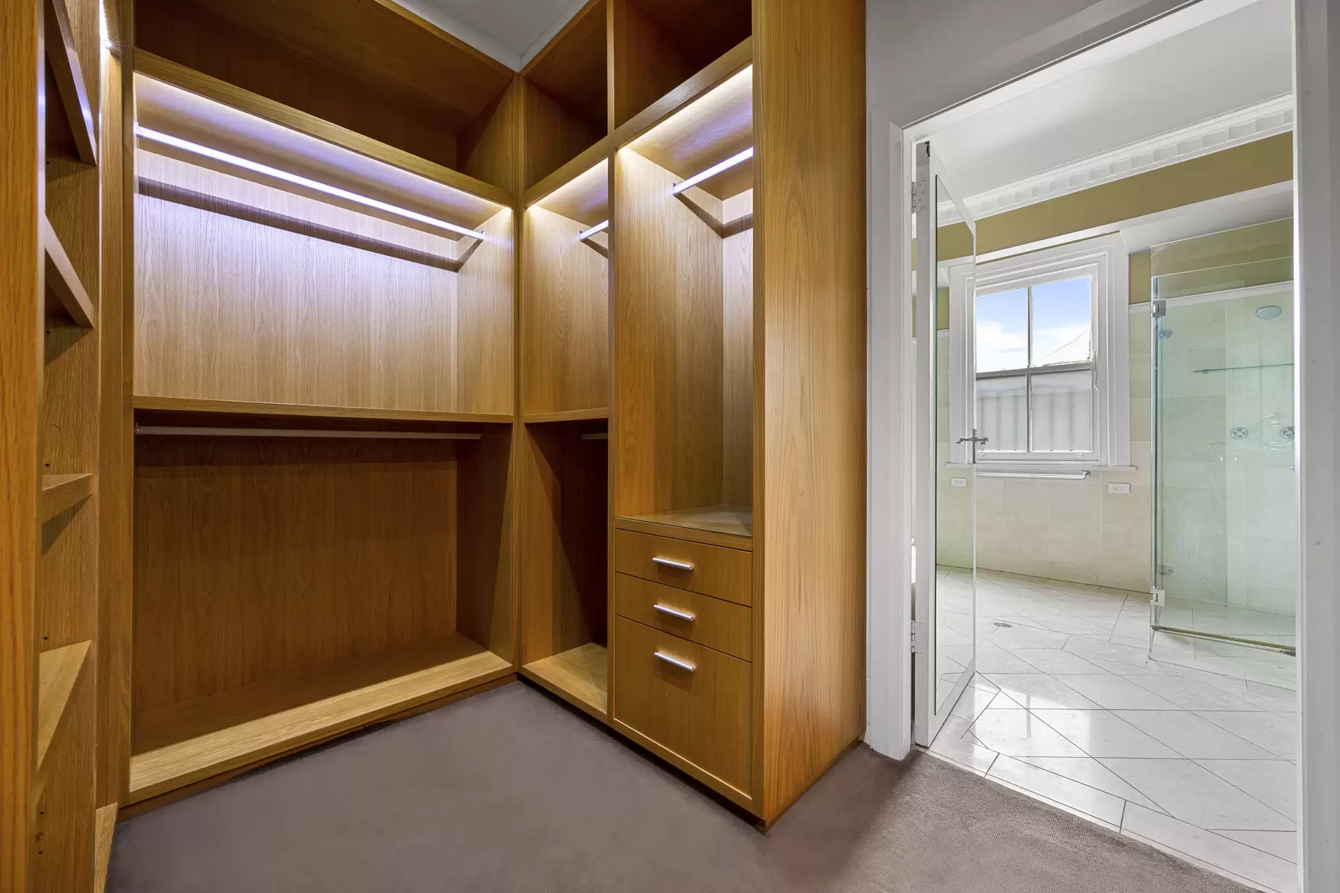 3 Wansey Road, Randwick Auction by Sydney Sotheby's International Realty - image 9
