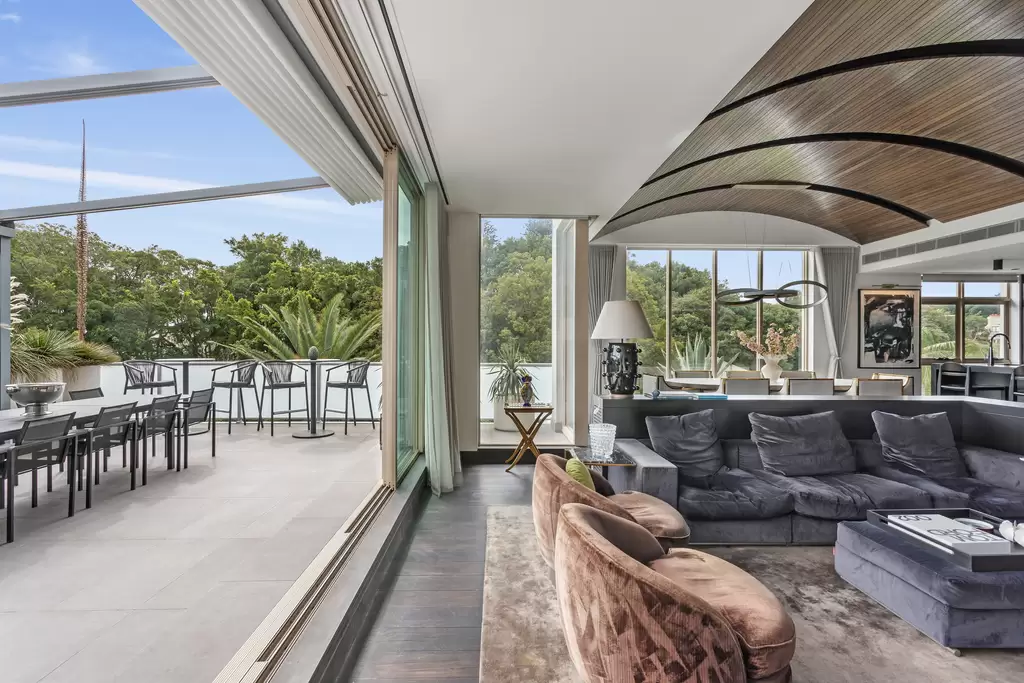 53/228 Moore Park, Paddington Auction by Sydney Sotheby's International Realty