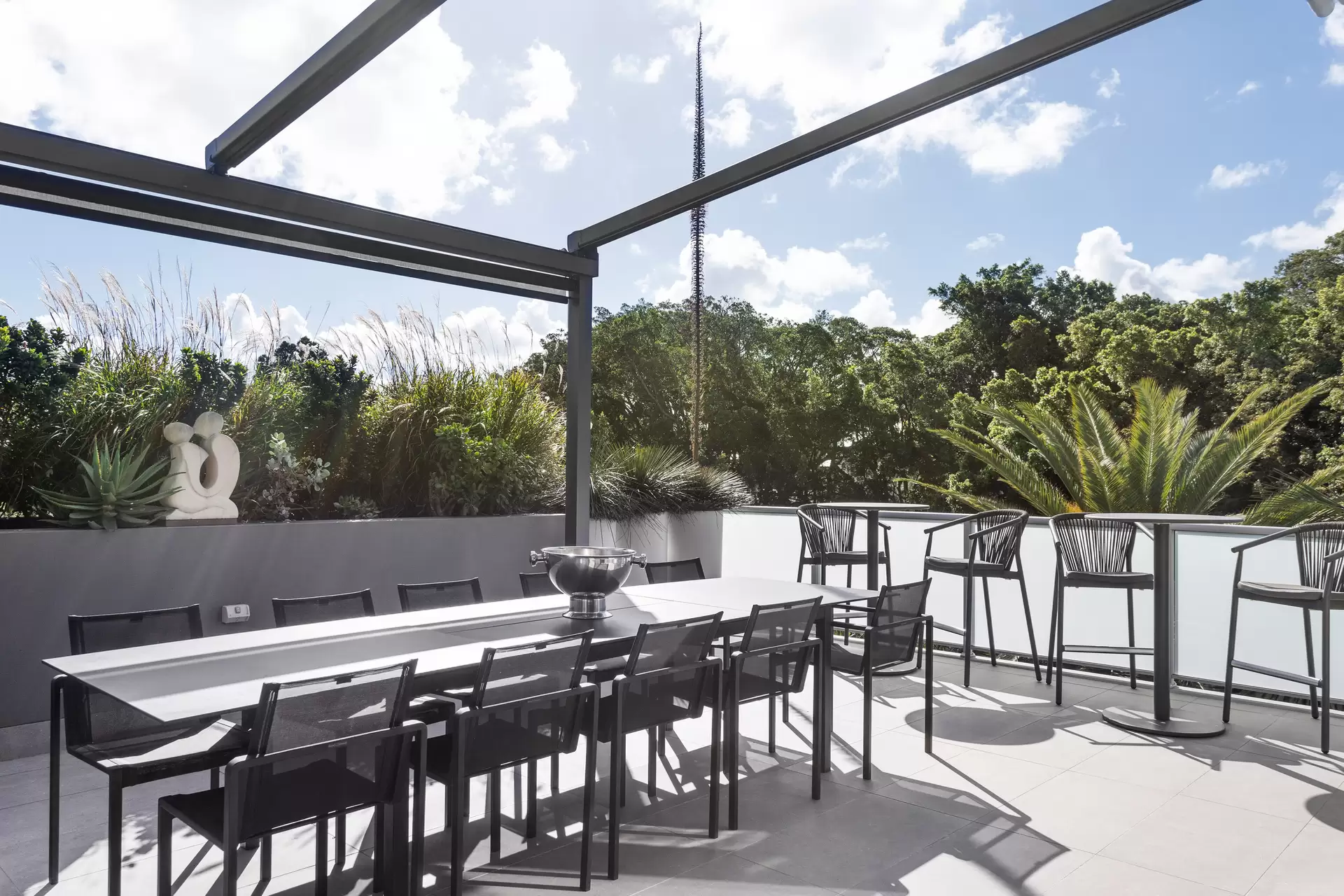53/228 Moore Park, Paddington Auction by Sydney Sotheby's International Realty - image 1