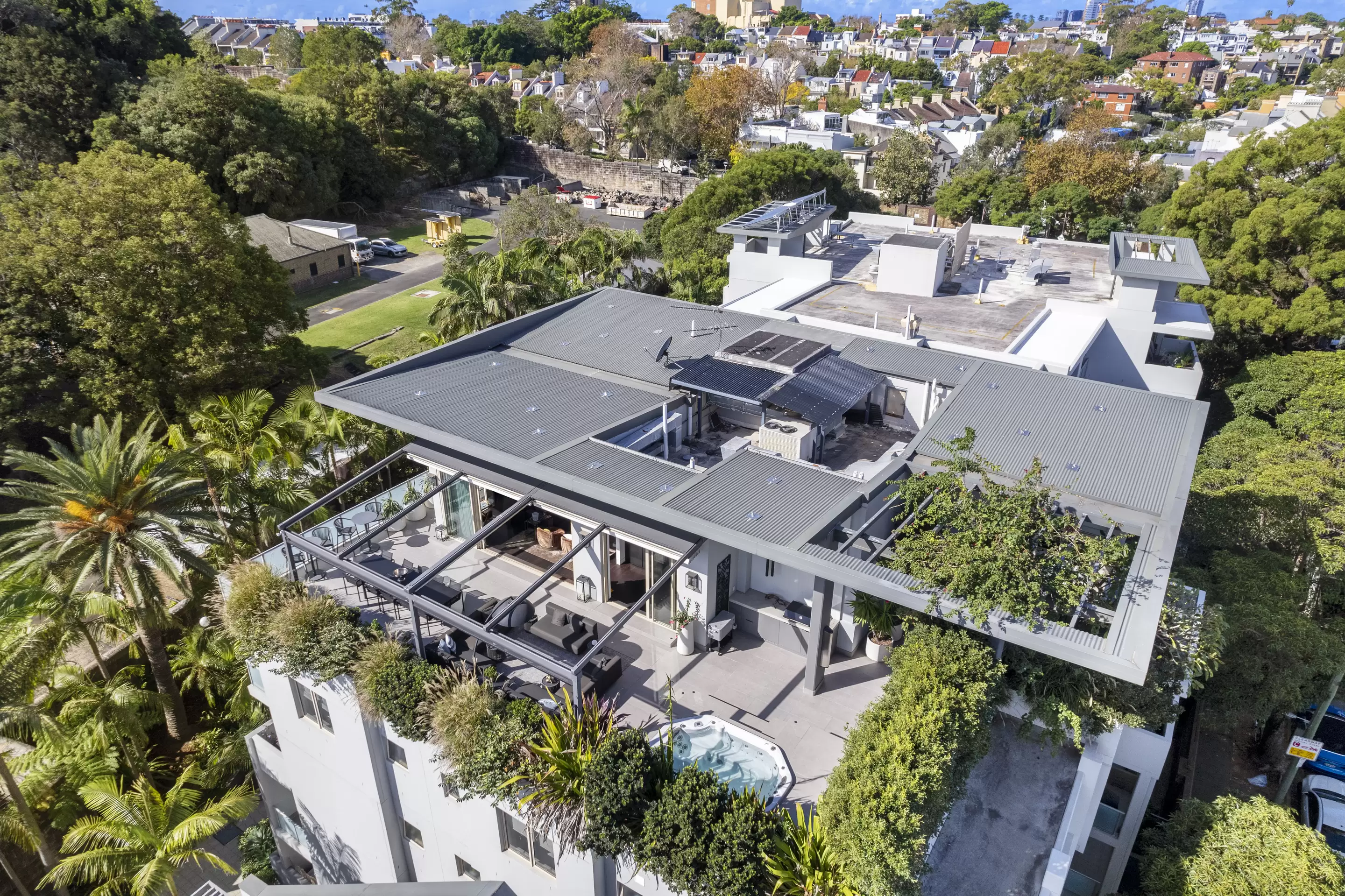 53/228 Moore Park, Paddington Auction by Sydney Sotheby's International Realty - image 7