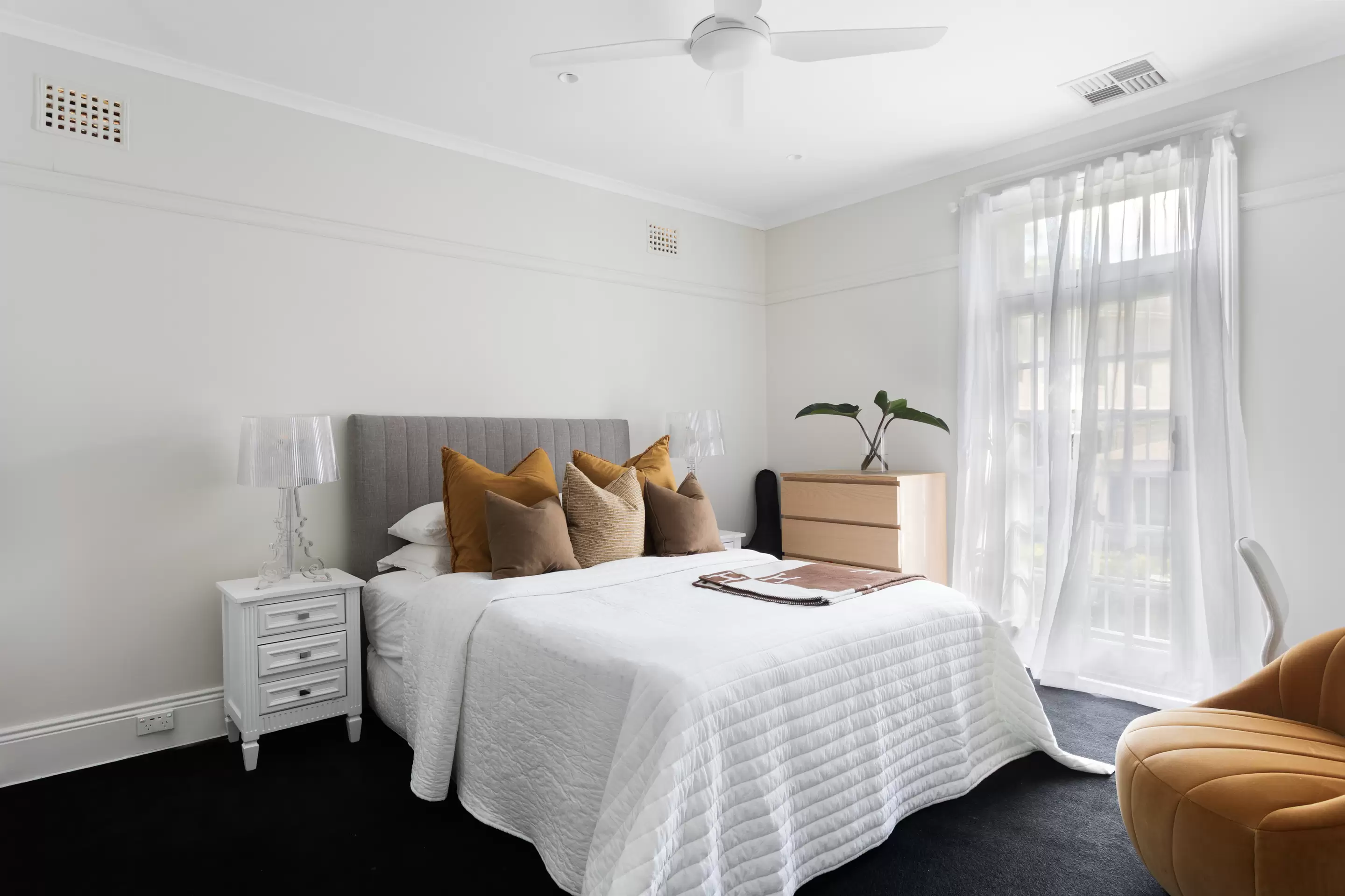 305 Edgecliff Road, Woollahra Auction by Sydney Sotheby's International Realty - image 18