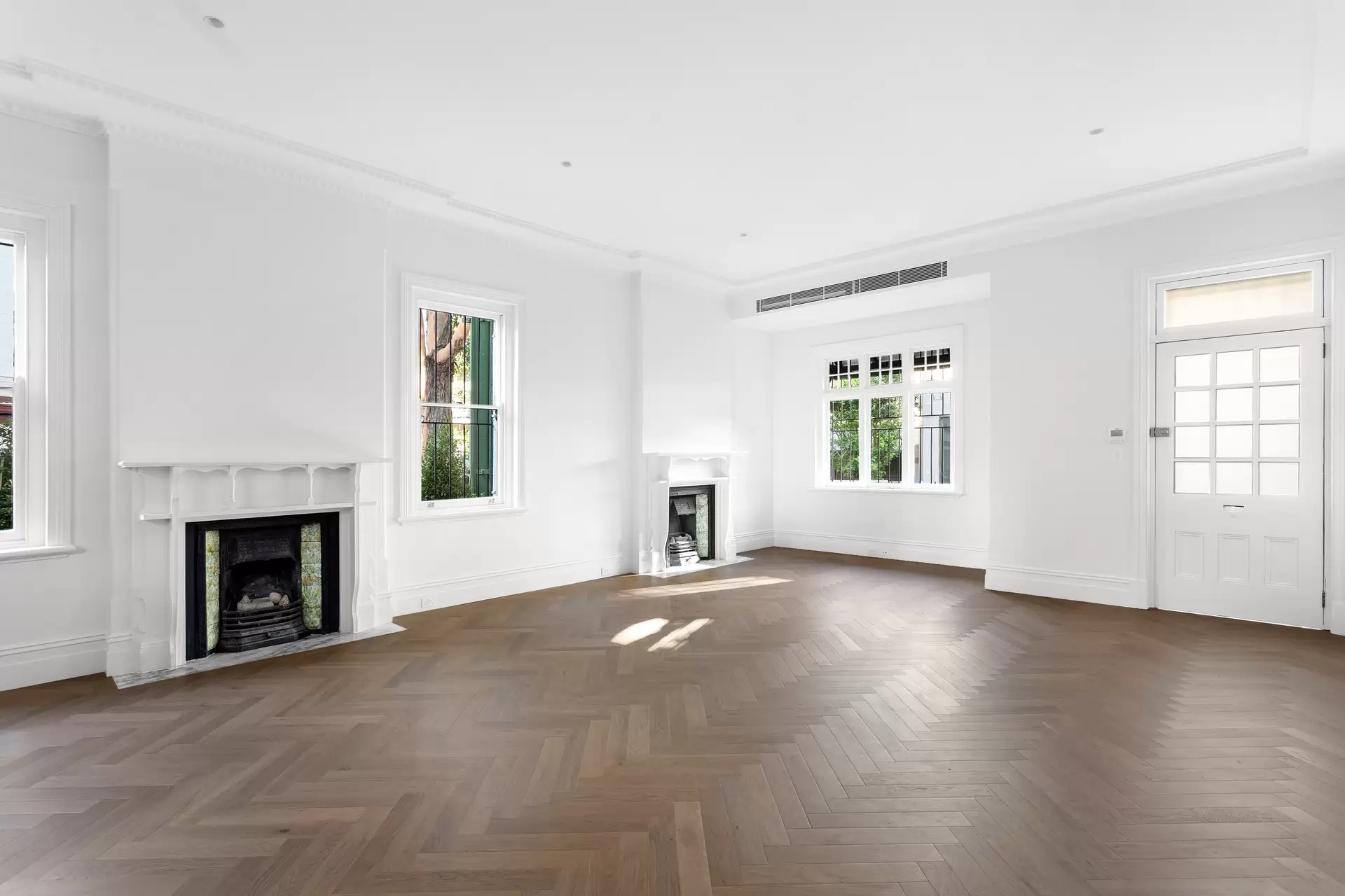 18 Comber Street, Paddington Sold by Sydney Sotheby's International Realty - image 1