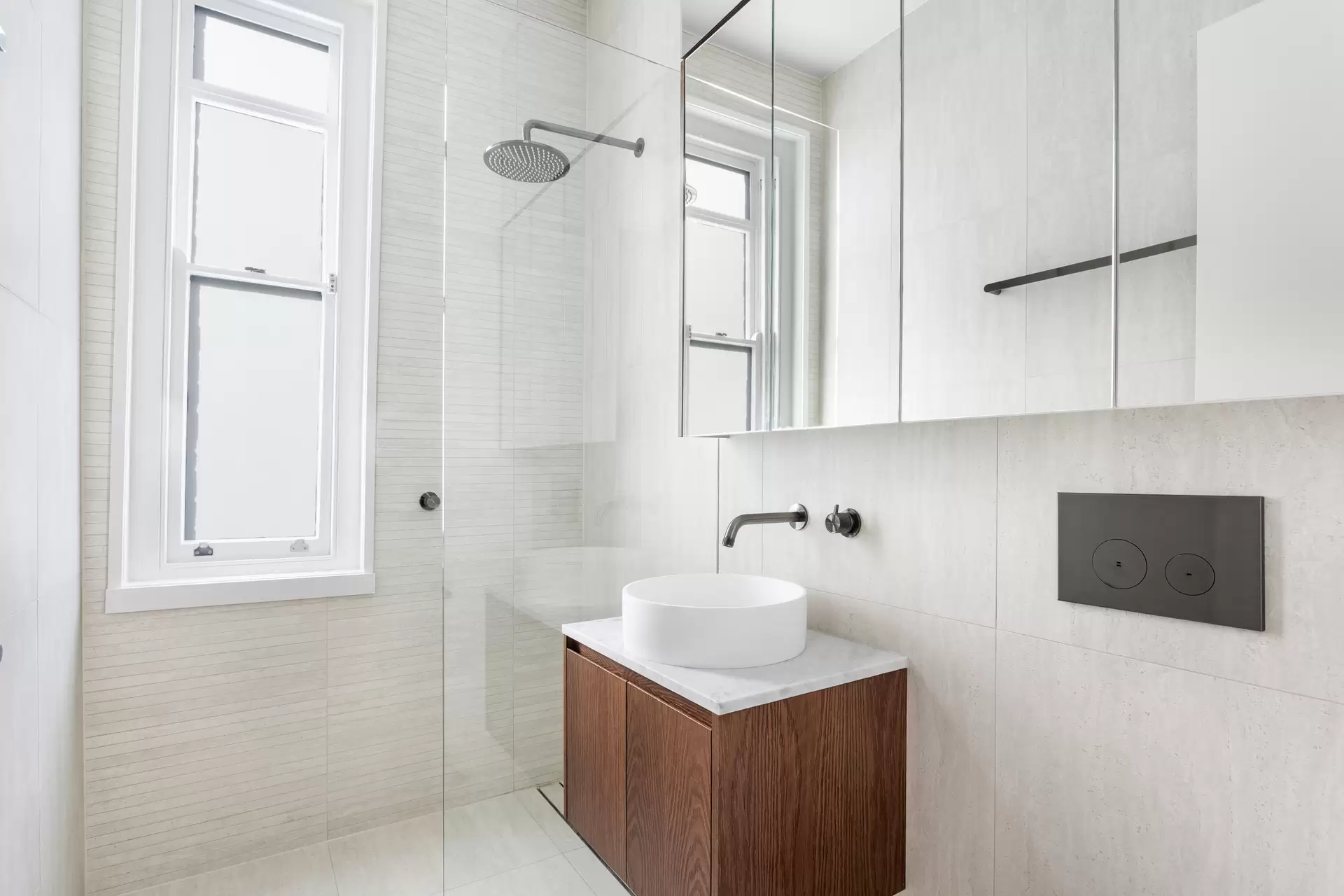 18 Comber Street, Paddington Sold by Sydney Sotheby's International Realty - image 1