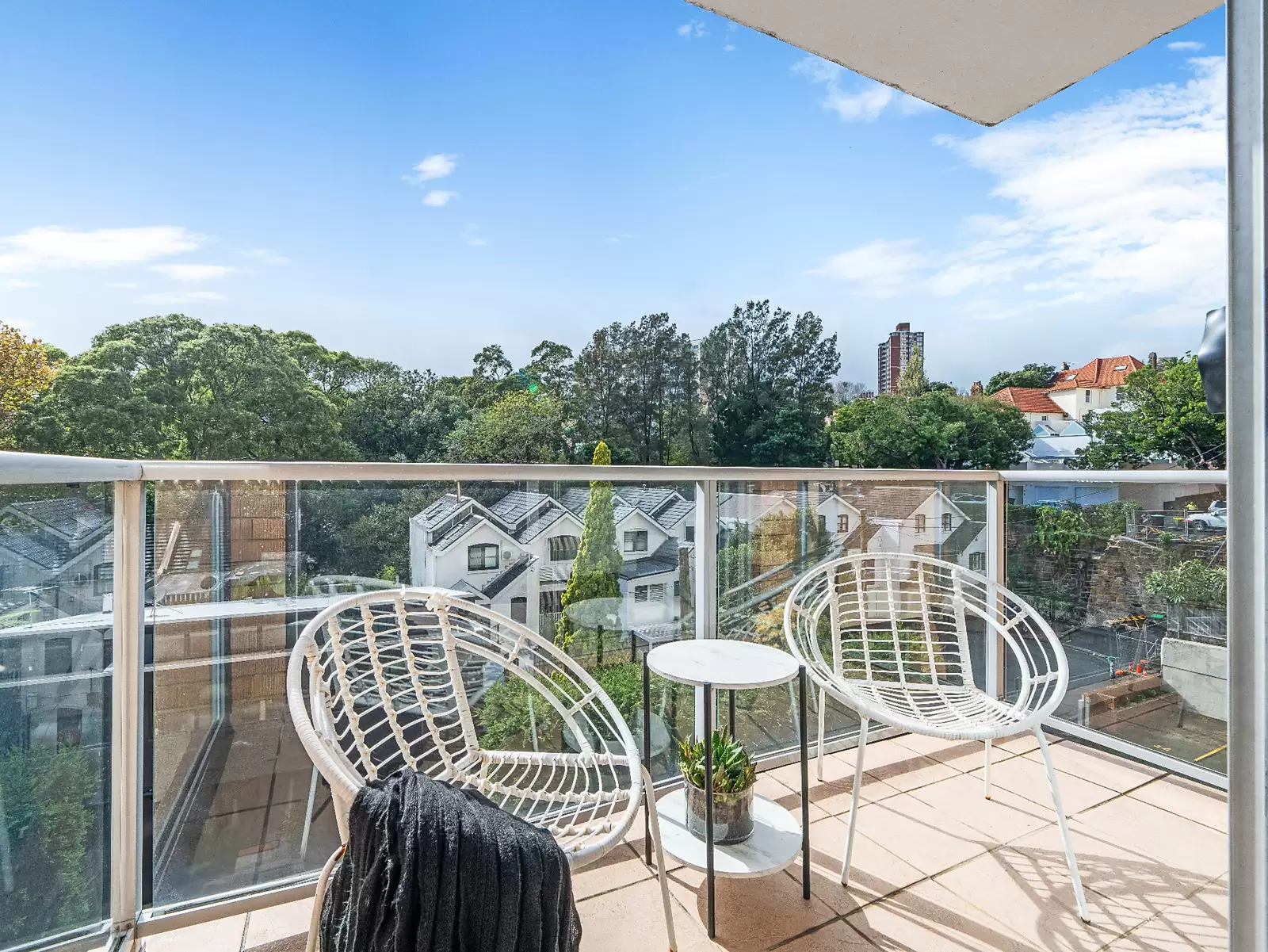 22/186 Sutherland Street, Paddington Auction by Sydney Sotheby's International Realty - image 5