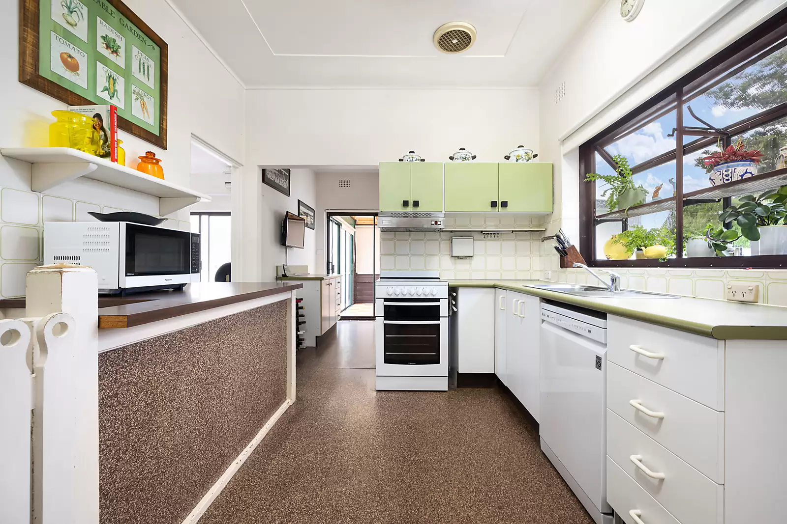 3 Pearce Street, South Coogee Auction by Sydney Sotheby's International Realty - image 8