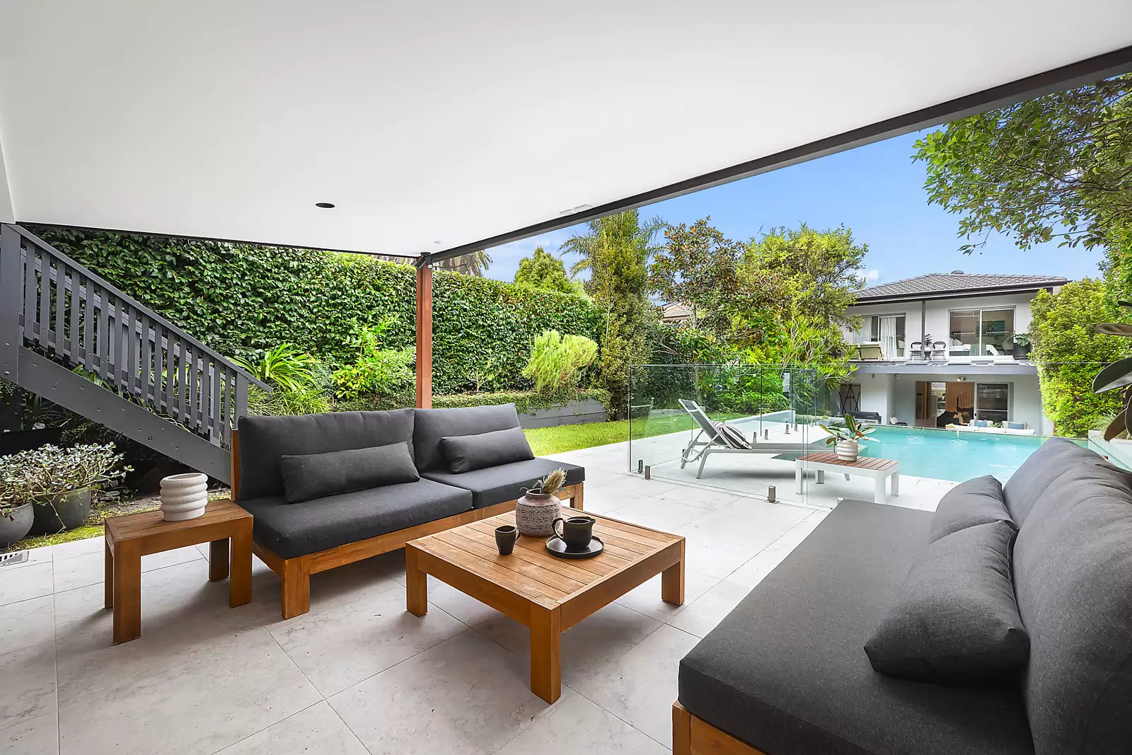 100 Bundock Street, South Coogee Auction by Sydney Sotheby's International Realty - image 4
