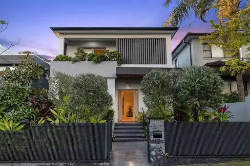 100 Bundock Street, South Coogee Auction by Sydney Sotheby's International Realty