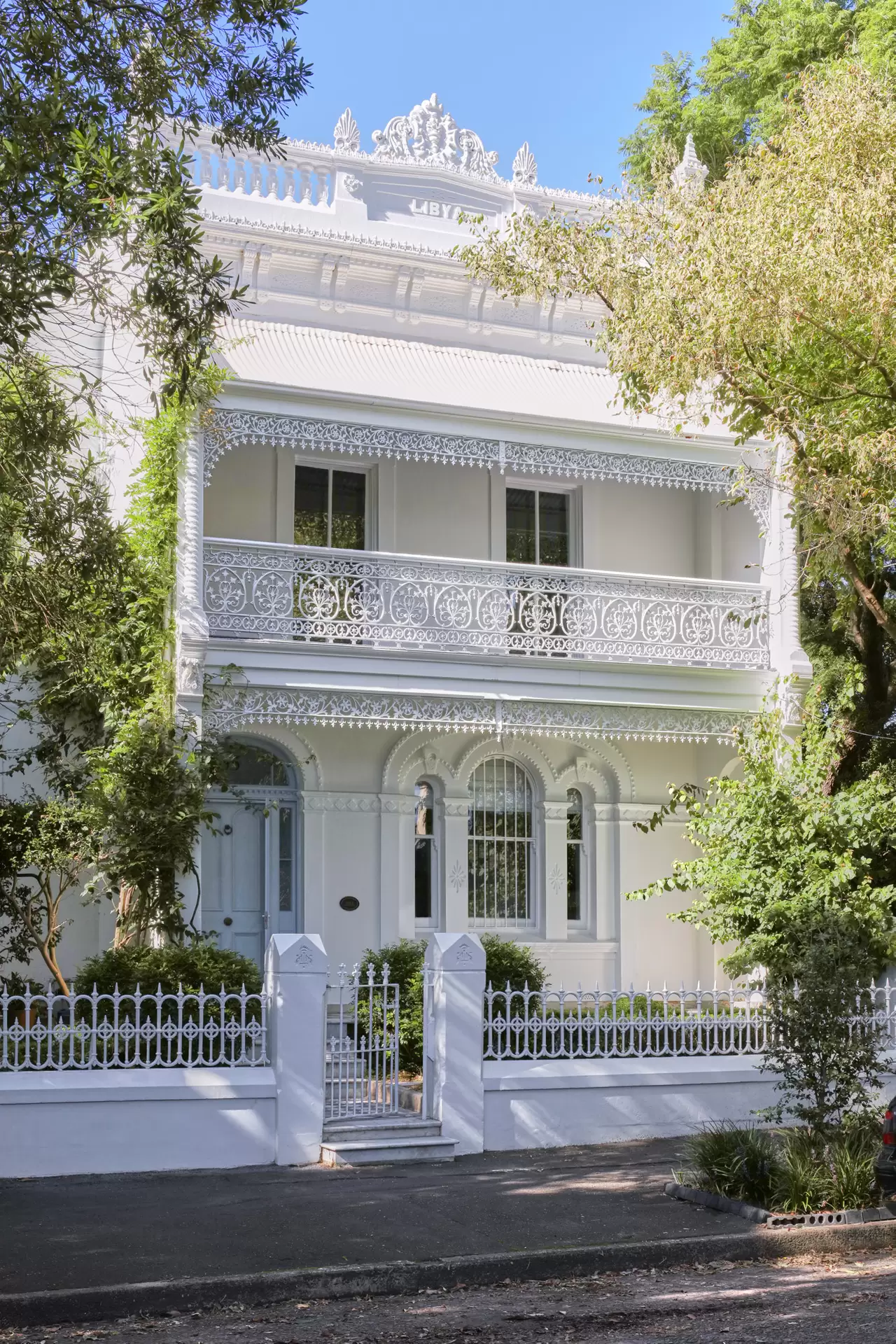 155 Queen Street, Woollahra Sold by Sydney Sotheby's International Realty - image 1