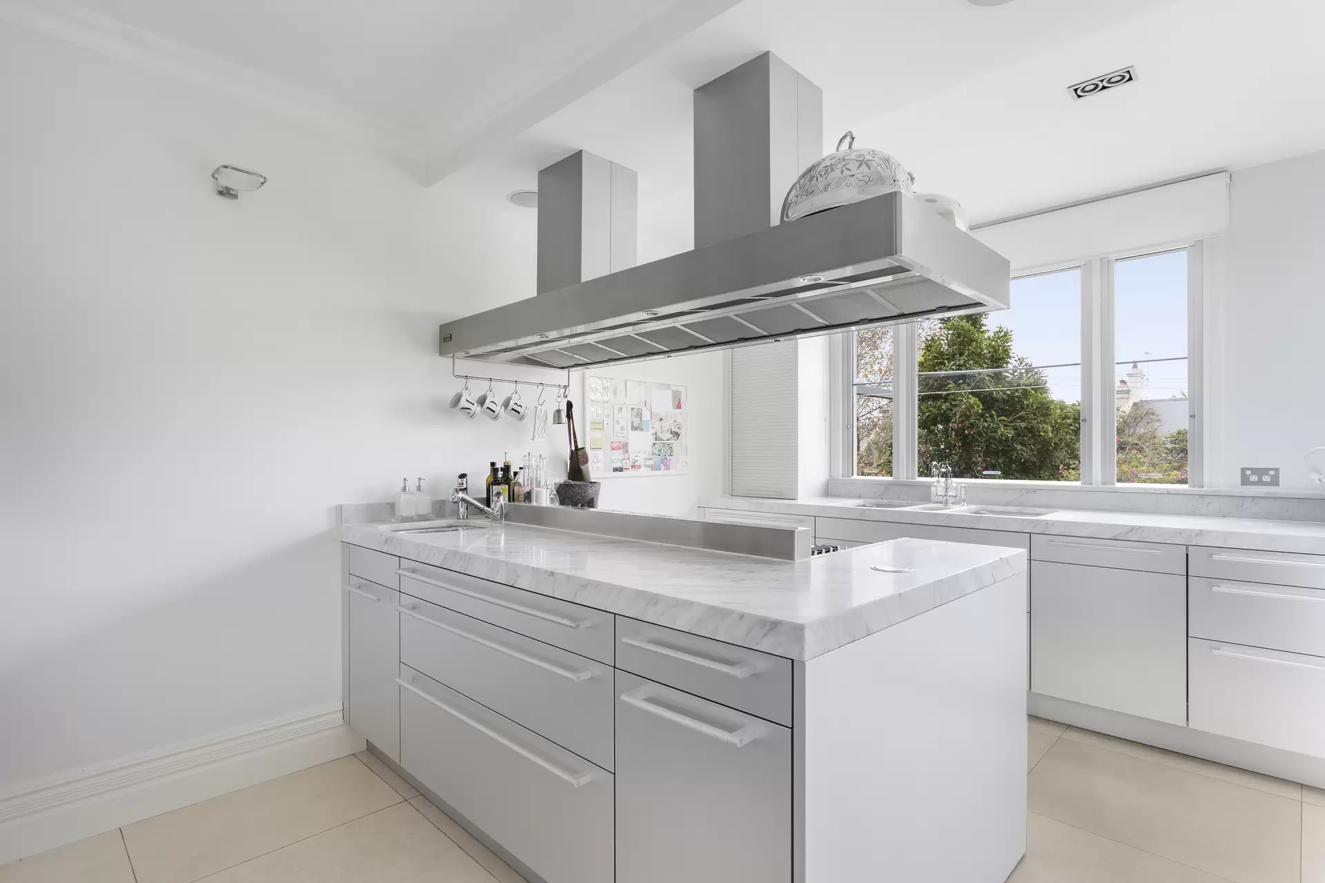 112 Glenmore Road, Paddington Auction by Sydney Sotheby's International Realty - image 1