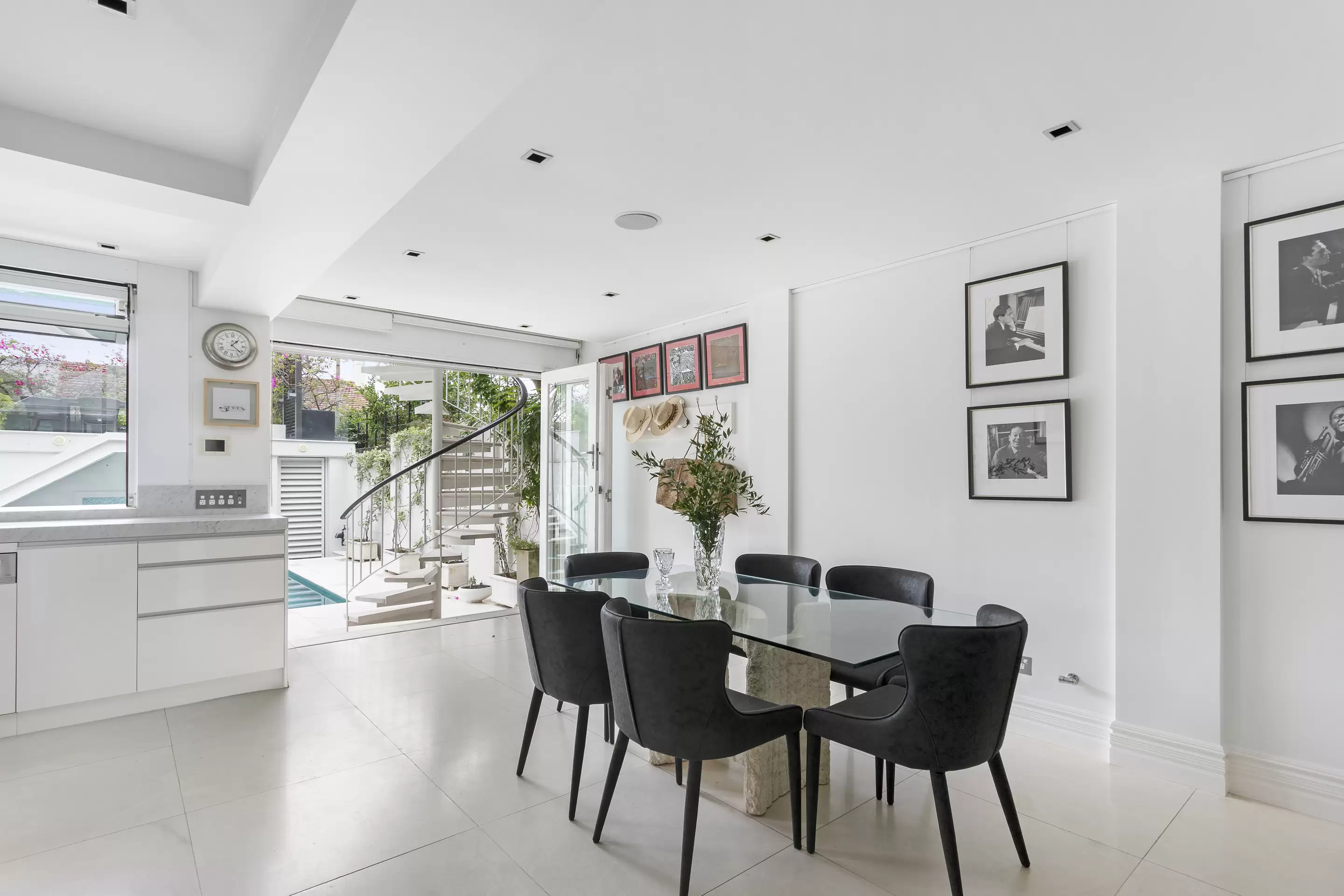 112 Glenmore Road, Paddington Auction by Sydney Sotheby's International Realty - image 3