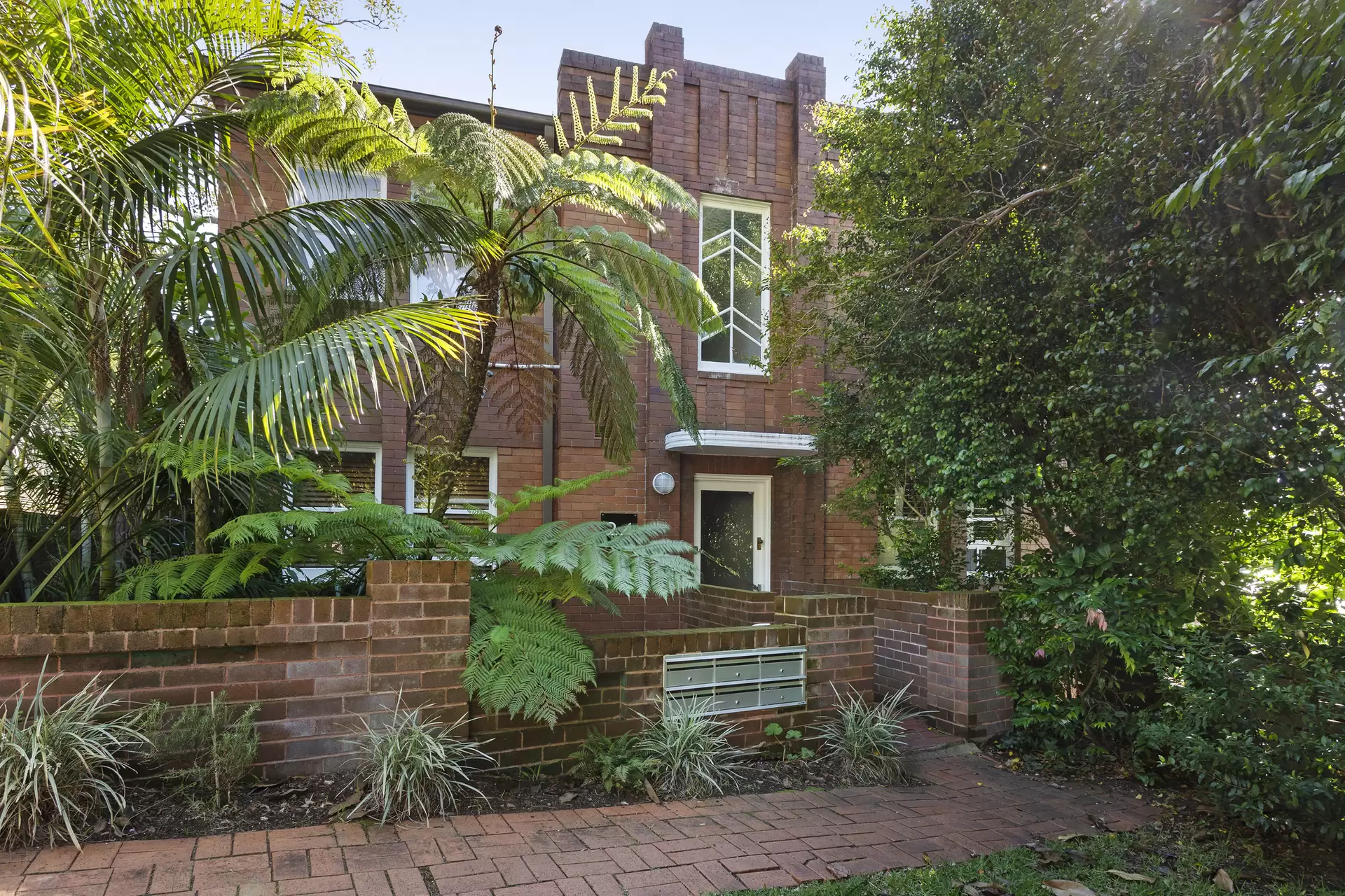 5/24 Chester Street, Woollahra Auction by Sydney Sotheby's International Realty - image 1