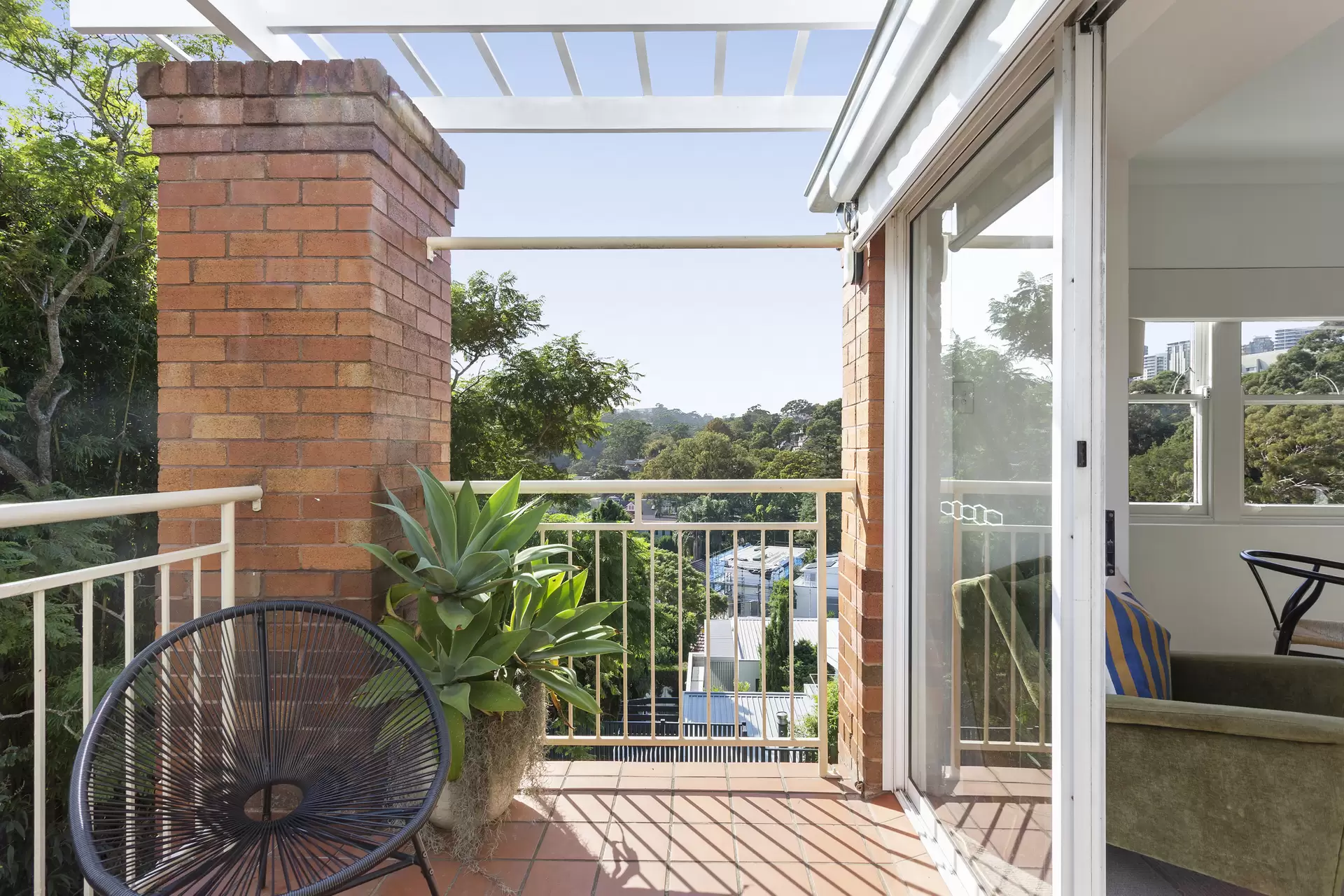 5/24 Chester Street, Woollahra Auction by Sydney Sotheby's International Realty - image 1