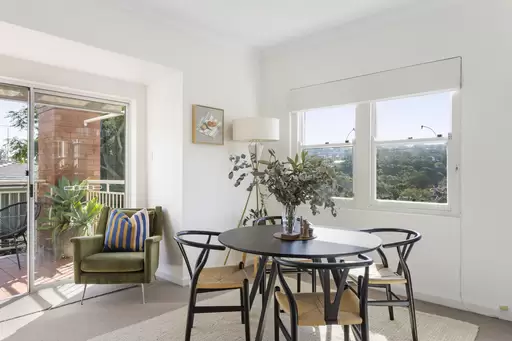 5/24 Chester Street, Woollahra Auction by Sydney Sotheby's International Realty