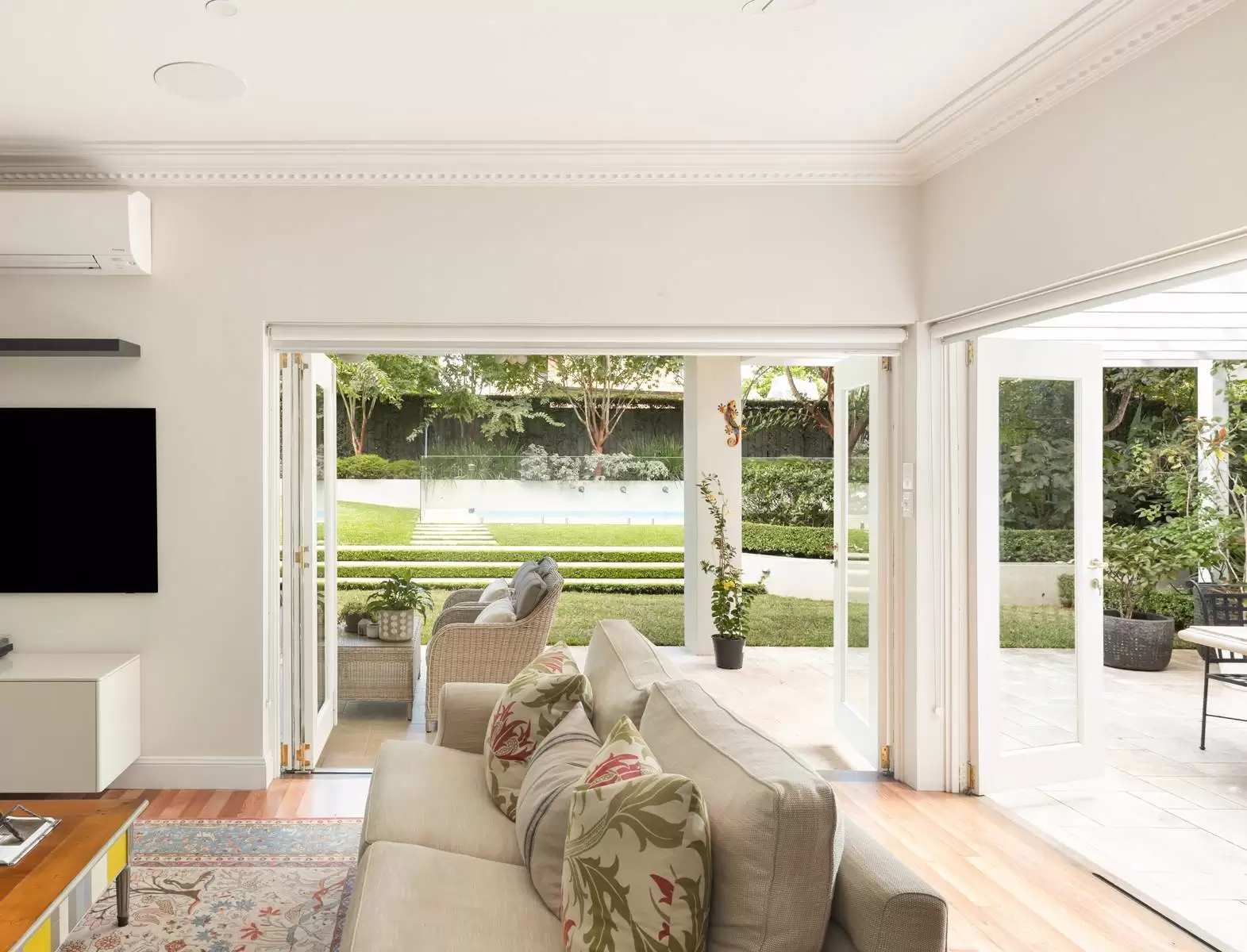 19 Hamilton Parade, Pymble For Sale by Sydney Sotheby's International Realty - image 8