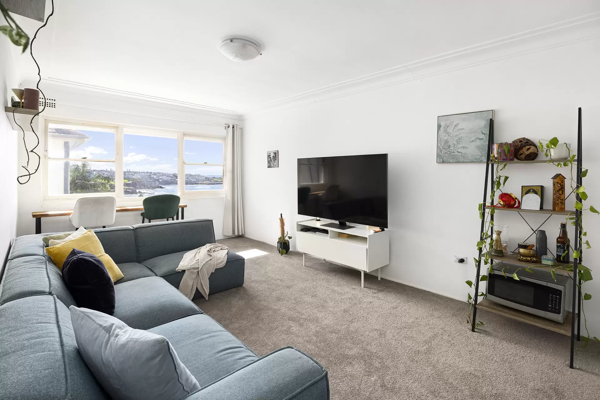 8/205 Beach Street, Coogee Auction by Sydney Sotheby's International Realty - image 1
