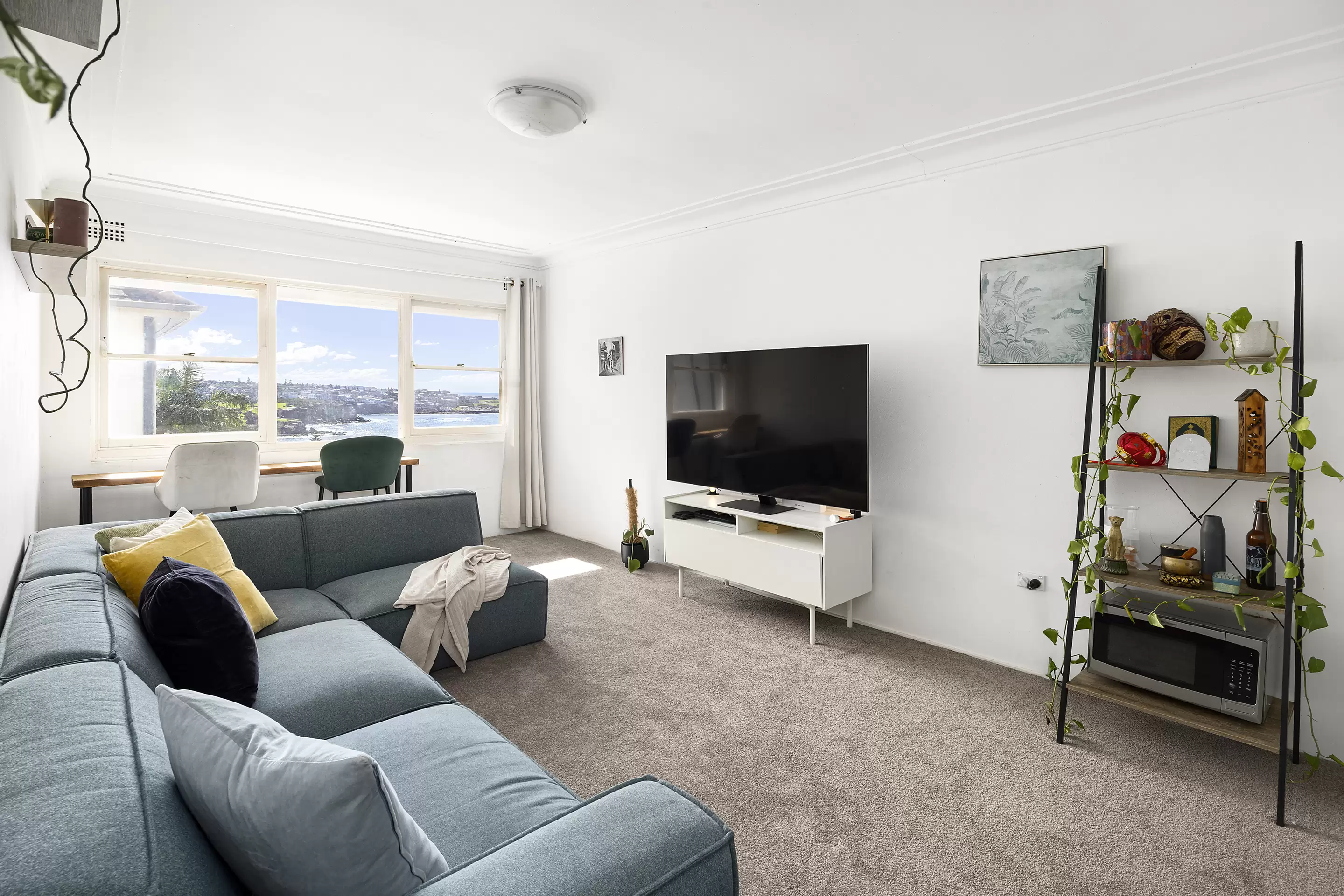8/205 Beach Street, Coogee Auction by Sydney Sotheby's International Realty - image 2