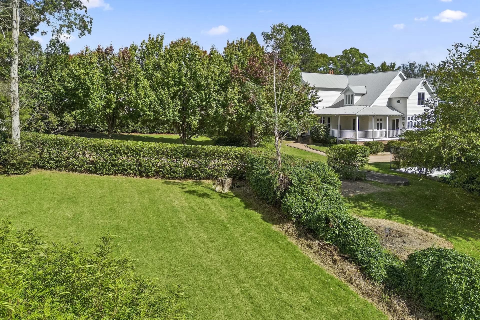 35 Charlton Close, Bowral For Sale by Sydney Sotheby's International Realty - image 3