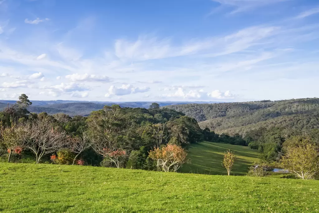 1639 Caoura Road, Tallong For Sale by Sydney Sotheby's International Realty