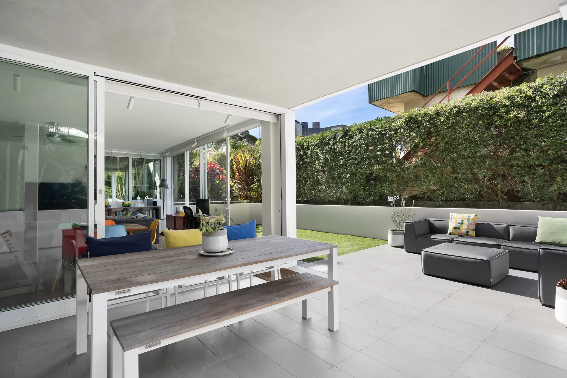G01/32-34 Carr Street, Coogee Auction by Sydney Sotheby's International Realty - image 2