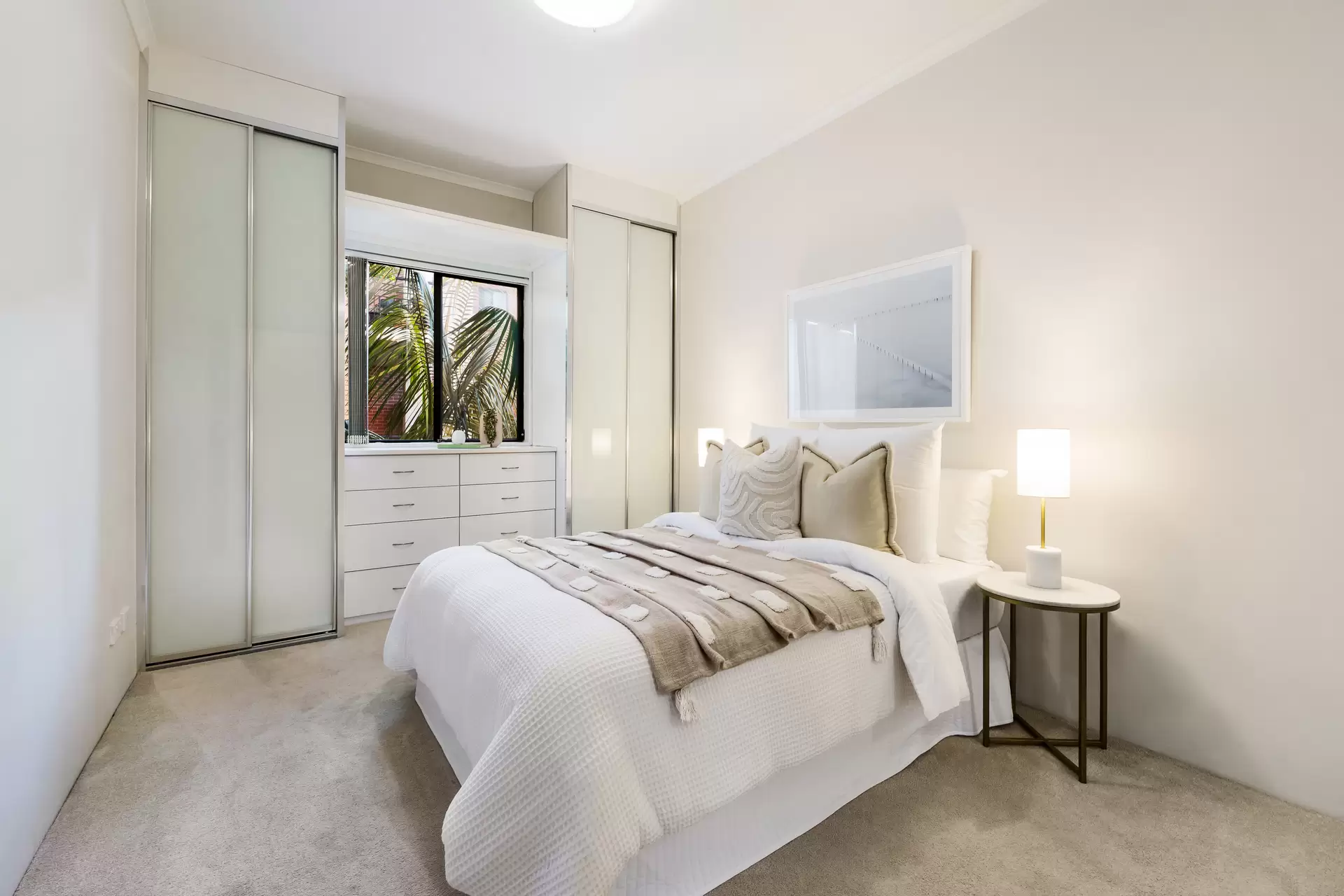 23/6 Dutruc Street, Randwick Sold by Sydney Sotheby's International Realty - image 1