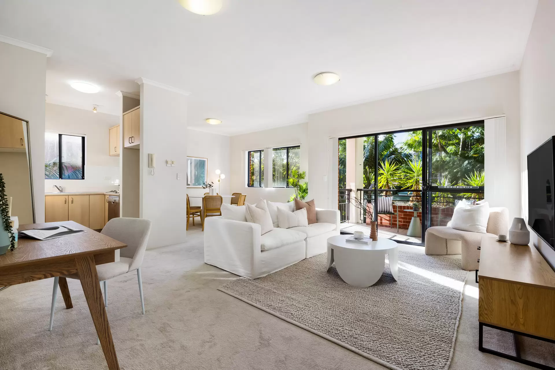 23/6 Dutruc Street, Randwick Sold by Sydney Sotheby's International Realty - image 1