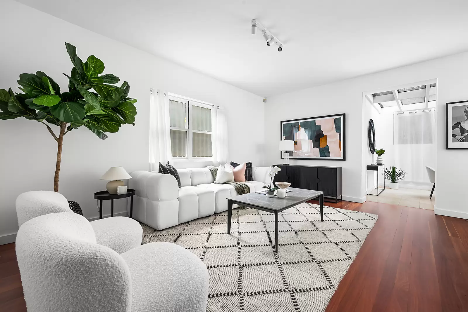 2/320 Edgecliff Road, Woollahra Auction by Sydney Sotheby's International Realty - image 1