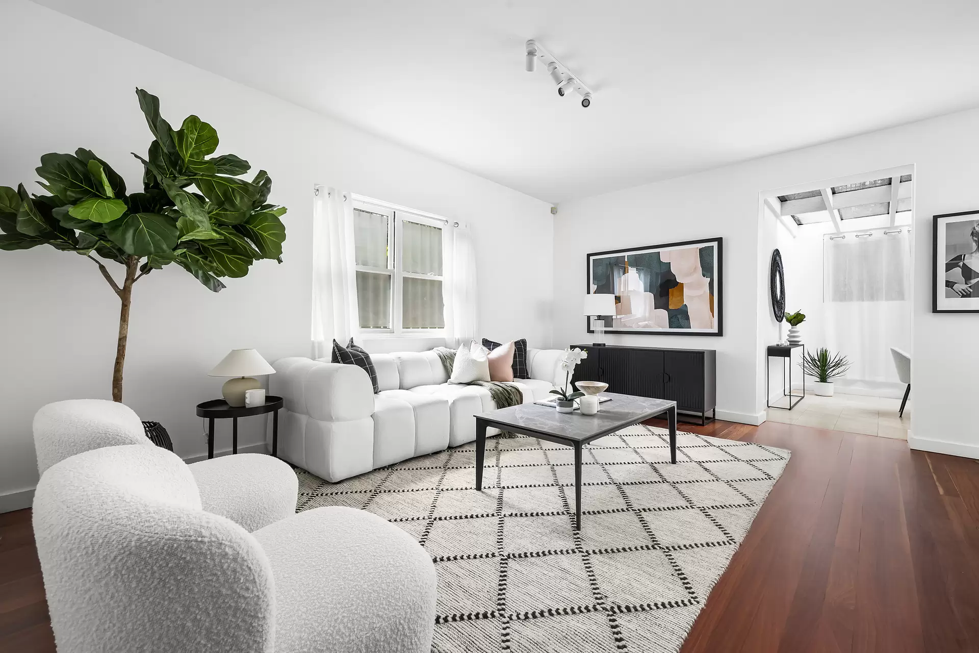 2/320 Edgecliff Road, Woollahra Auction by Sydney Sotheby's International Realty - image 1