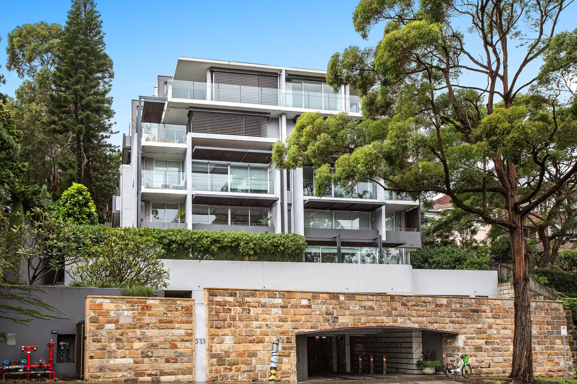 15/535 New South Head Road, Double Bay Auction by Sydney Sotheby's International Realty - image 1
