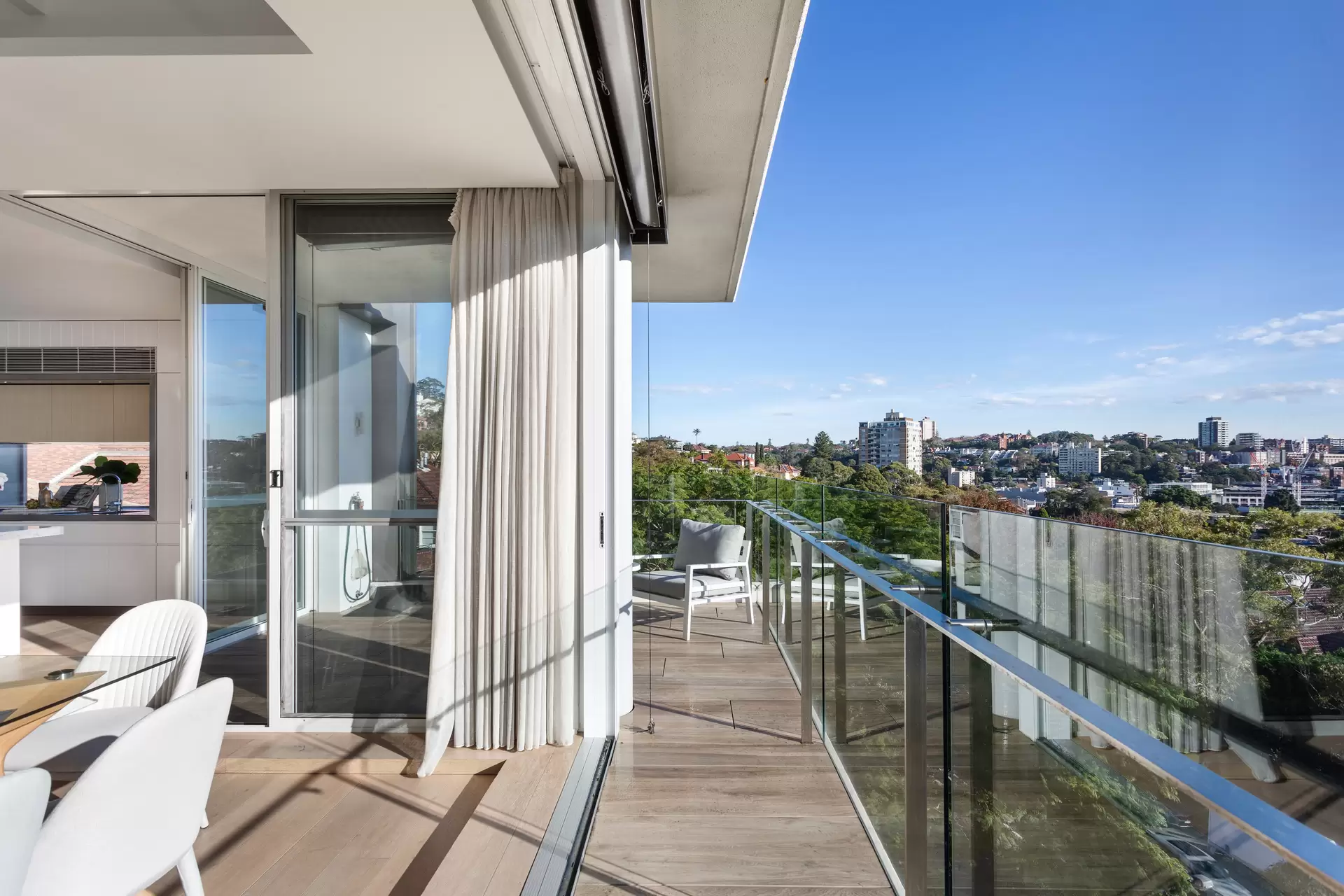 15/535 New South Head Road, Double Bay Auction by Sydney Sotheby's International Realty - image 1