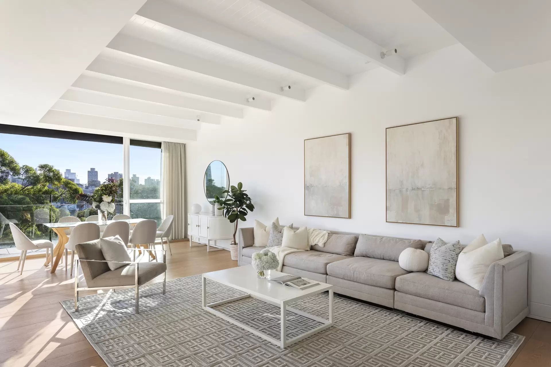 15/535 New South Head Road, Double Bay Auction by Sydney Sotheby's International Realty - image 1