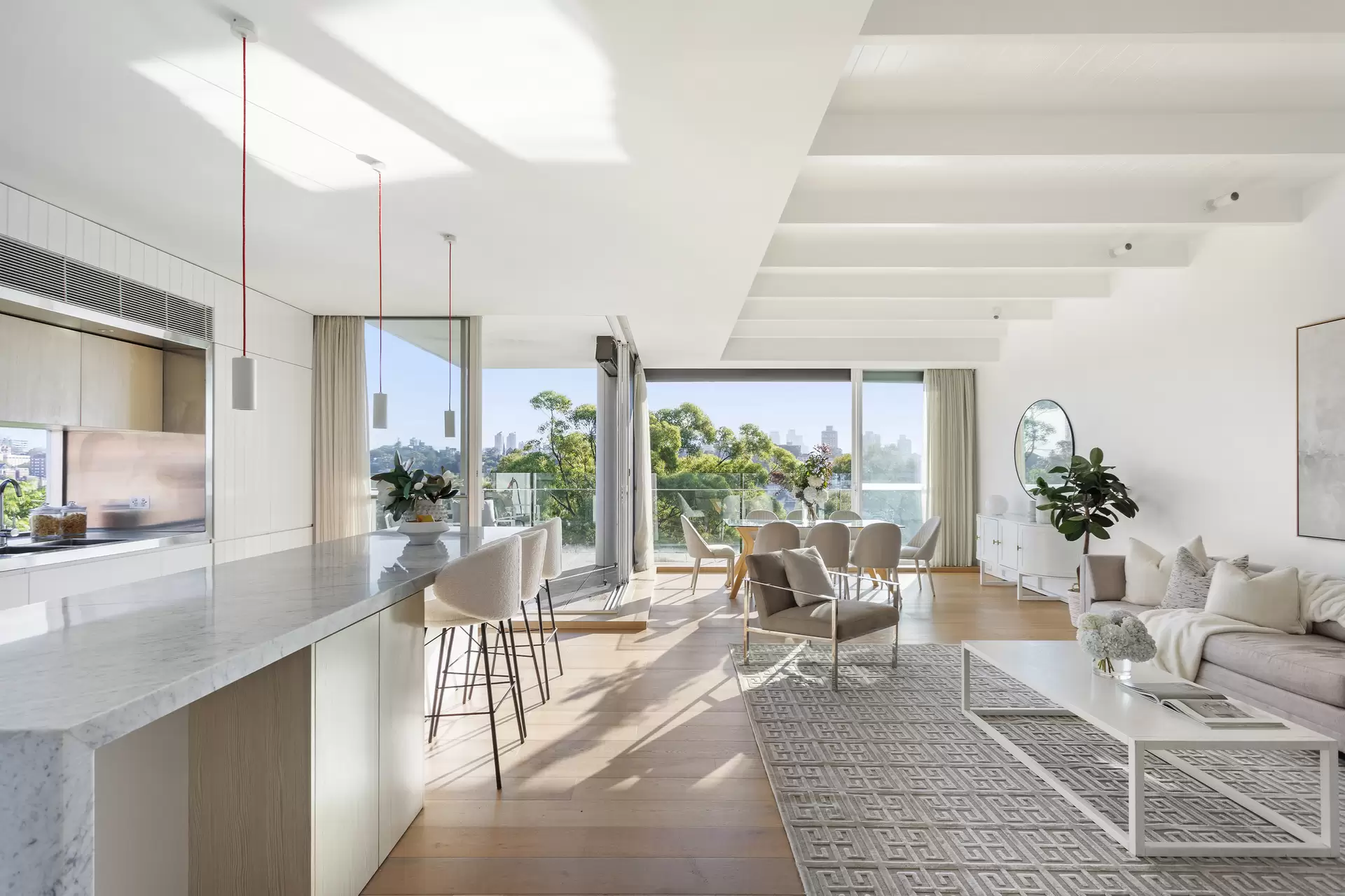 15/535 New South Head Road, Double Bay Auction by Sydney Sotheby's International Realty - image 1
