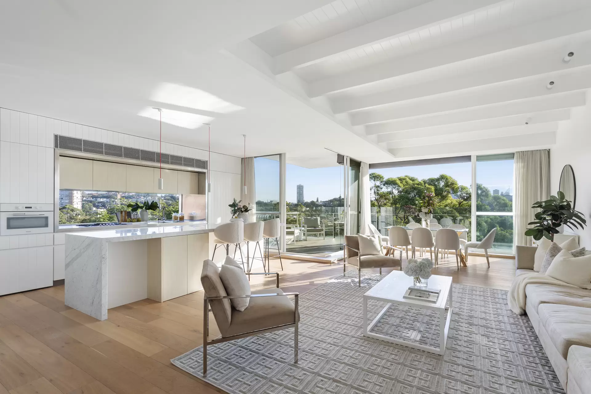 15/535 New South Head Road, Double Bay Auction by Sydney Sotheby's International Realty - image 1