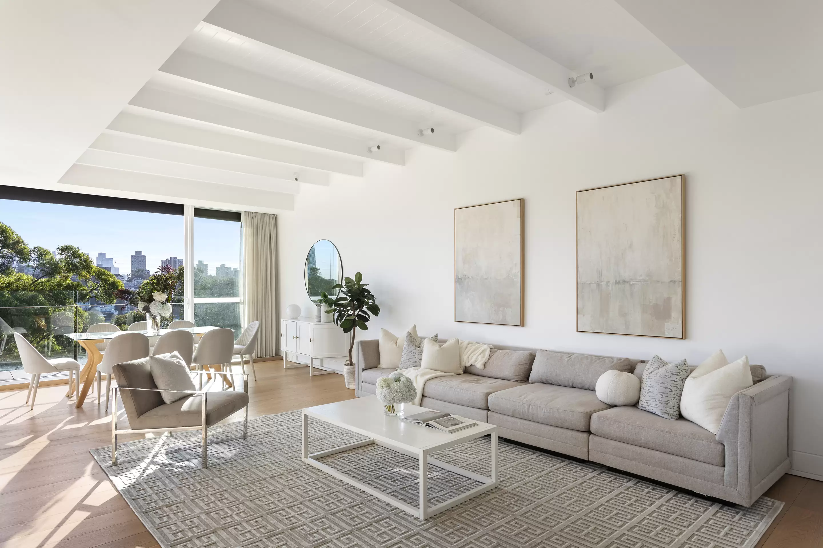 15/535 New South Head Road, Double Bay Auction by Sydney Sotheby's International Realty - image 5