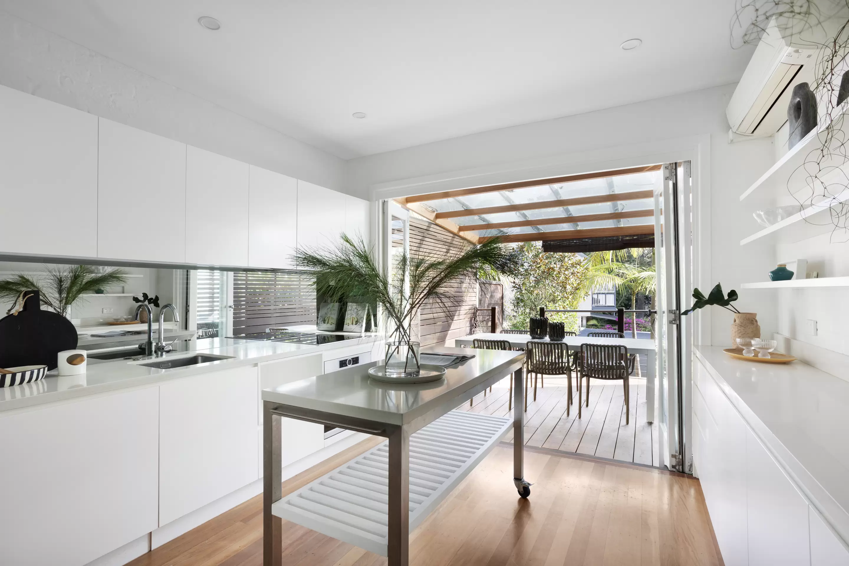 80 Holdsworth Street, Woollahra Auction by Sydney Sotheby's International Realty - image 7