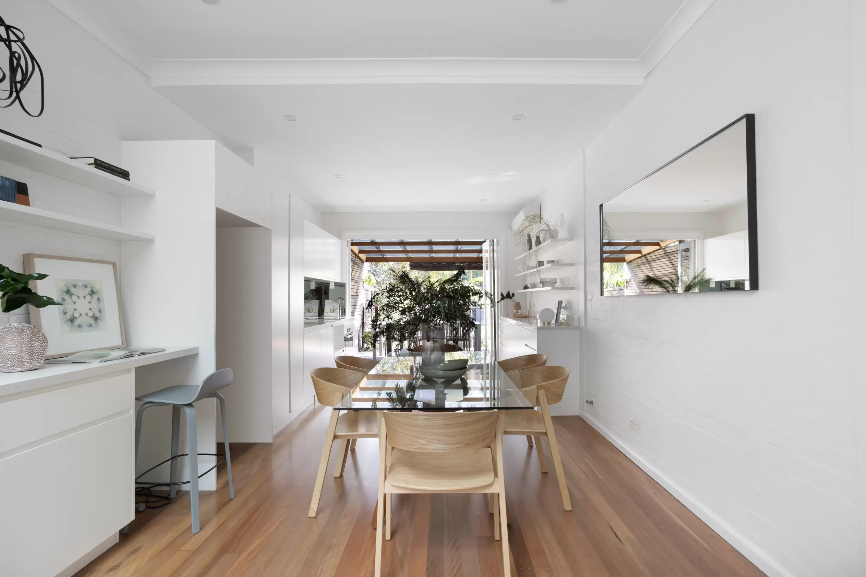 80 Holdsworth Street, Woollahra Auction by Sydney Sotheby's International Realty - image 5