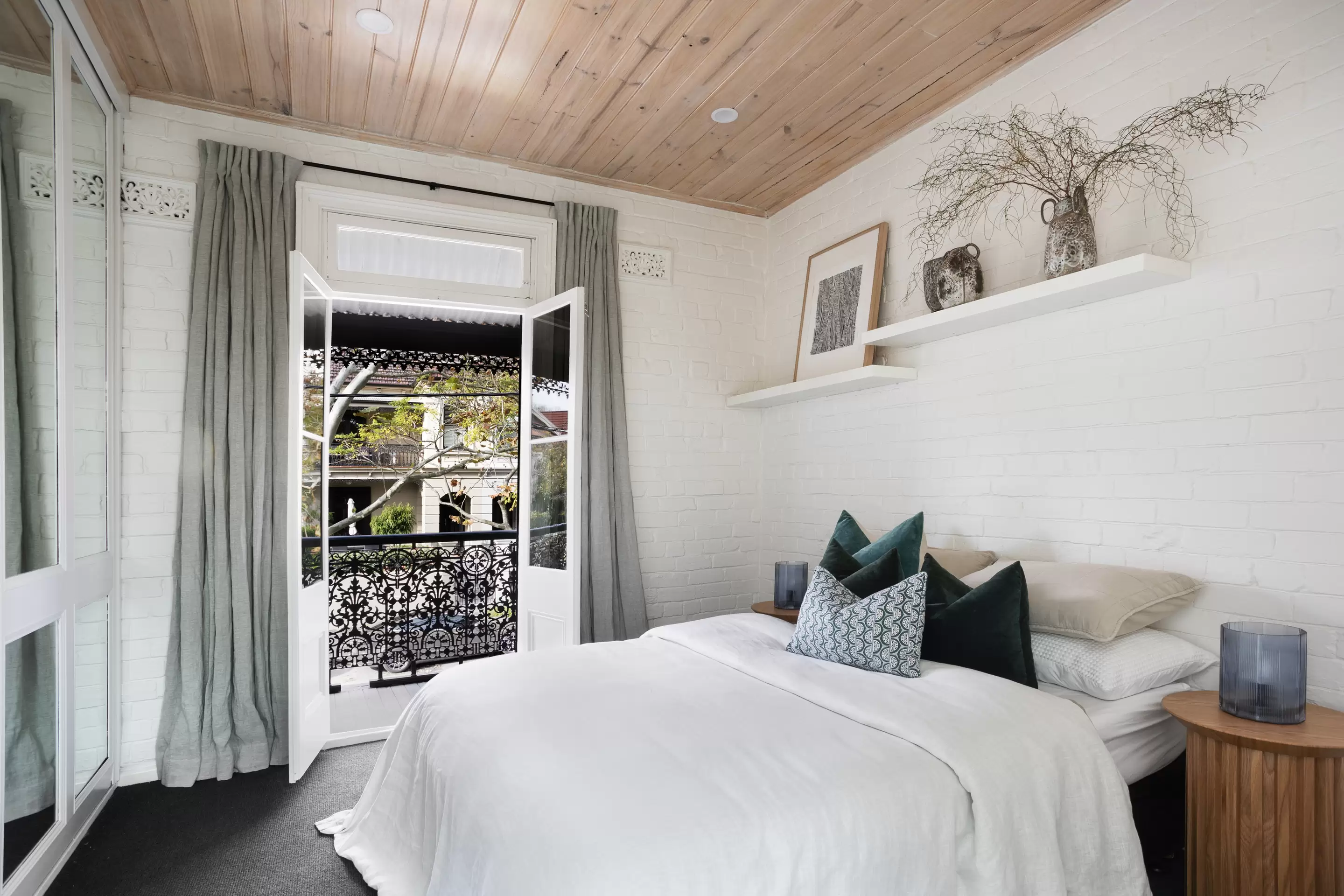 80 Holdsworth Street, Woollahra Auction by Sydney Sotheby's International Realty - image 13