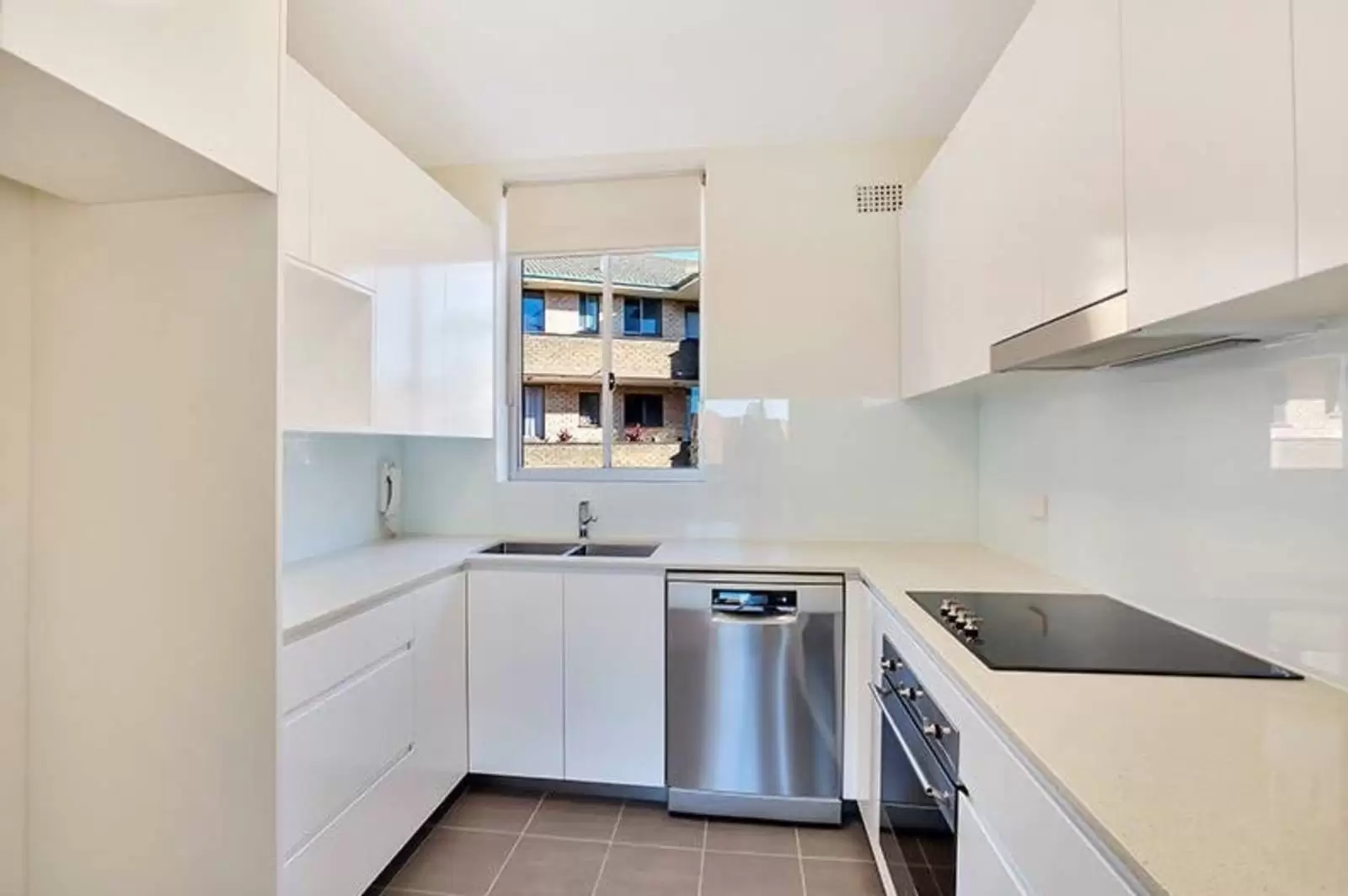 9/43 Denham Street, Bondi Beach For Lease by Sydney Sotheby's International Realty - image 4