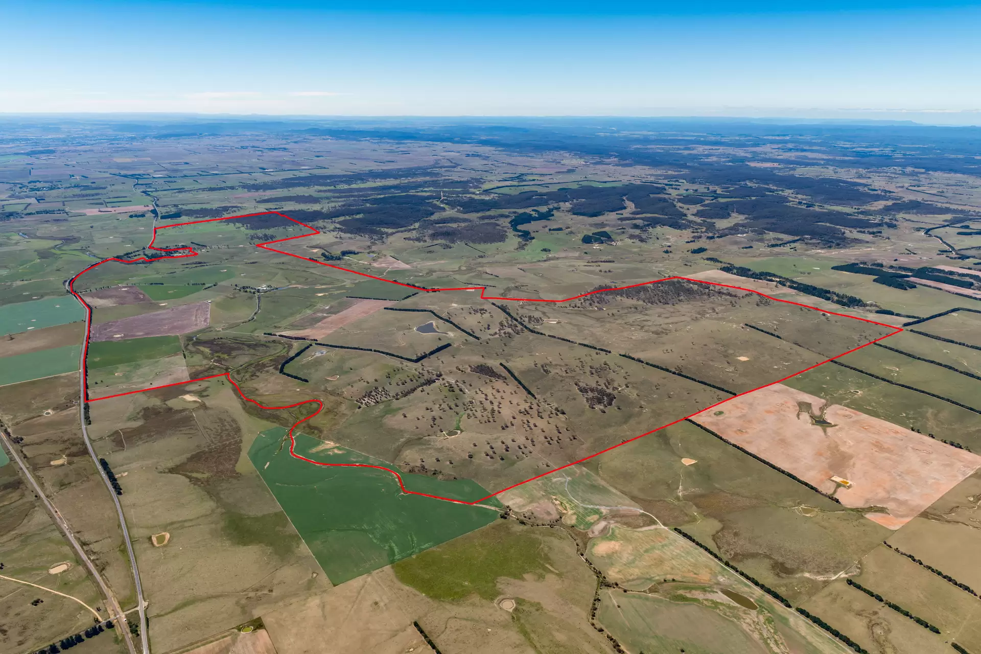 3262 Braidwood Road, Lake Bathurst Auction by Sydney Sotheby's International Realty - image 2
