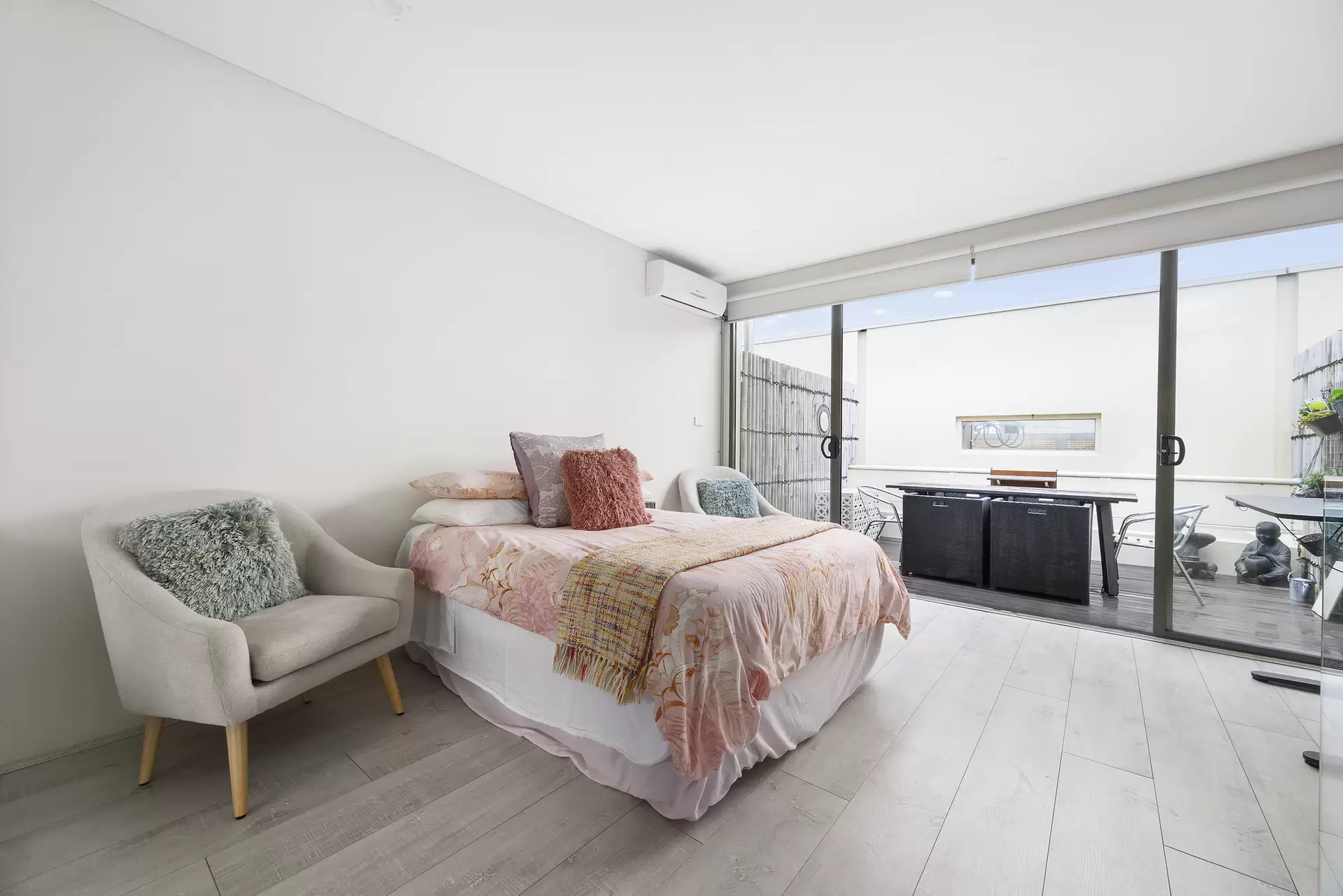 8/284-292 Bronte Road, Waverley For Sale by Sydney Sotheby's International Realty - image 1