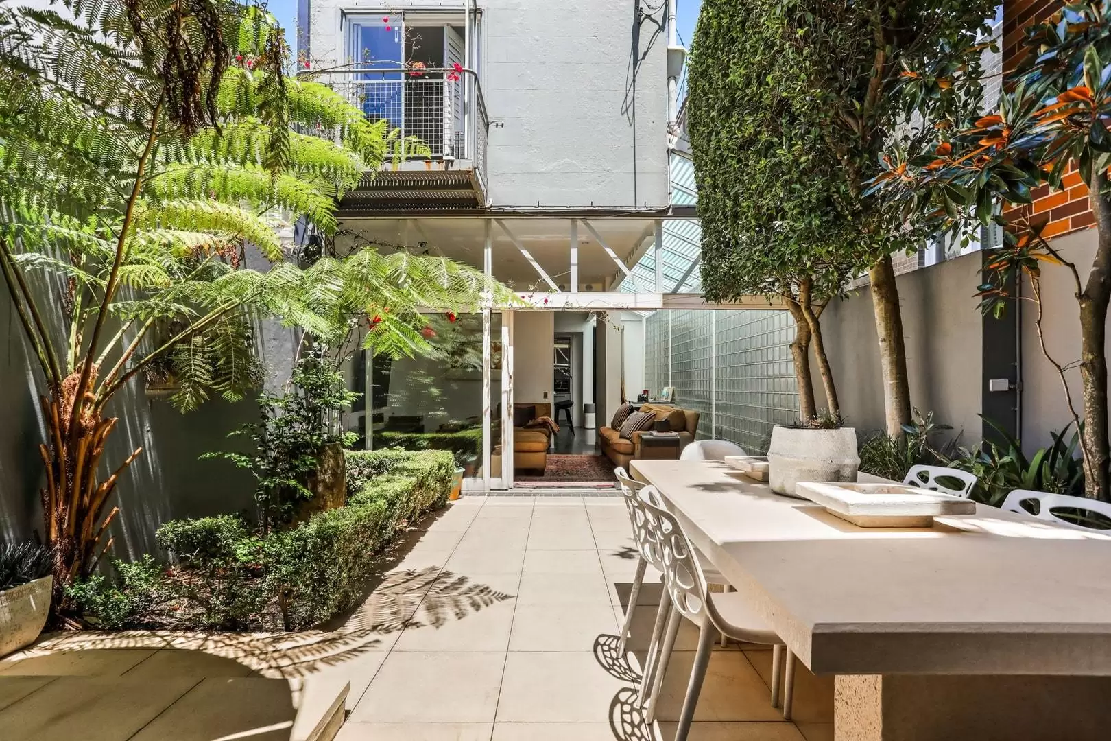 372 Moore Park Road, Paddington Sold by Sydney Sotheby's International Realty - image 9